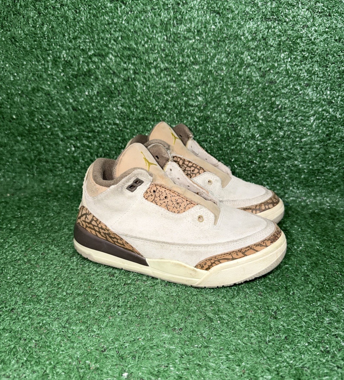 Air Jordan 3 Retro Palomino Toddler Size 13C Walking Shoes Sneakers DM0966-102