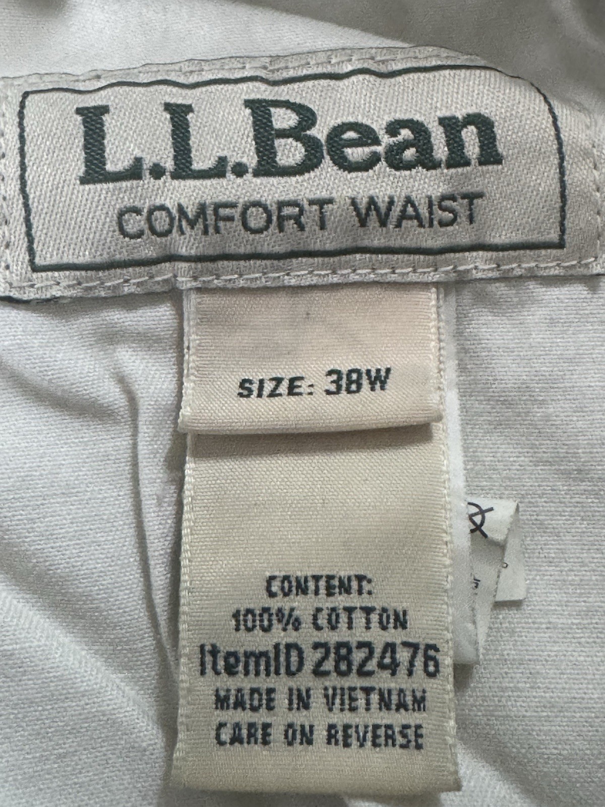 L.L.Bean Men’s Comfort Waist Green Cargo Shorts Cotton Canvas Zip Pockets
