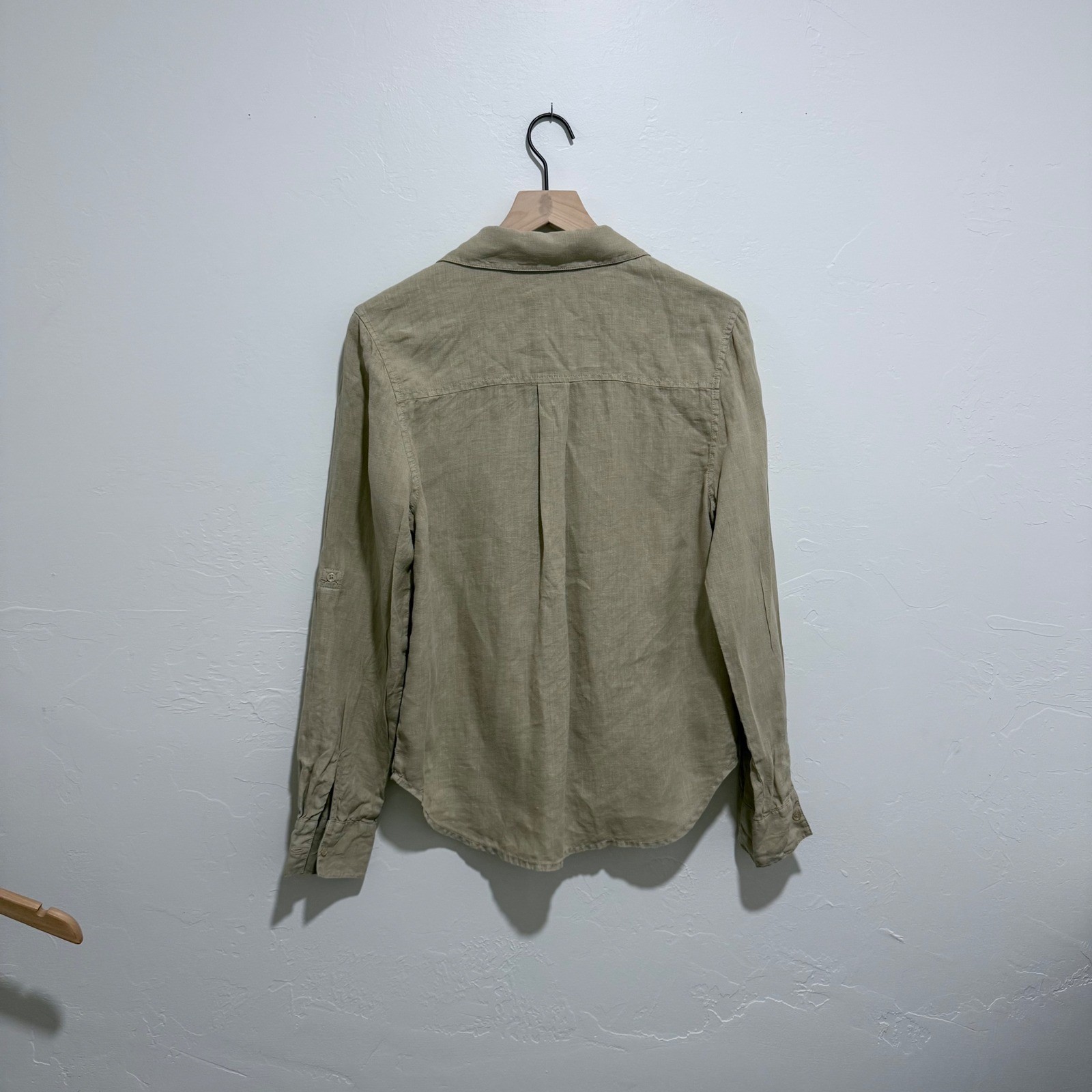 Michael Stars 100% Linen Button Down Shirt Khaki Long Sleeve Roll Tab Collared