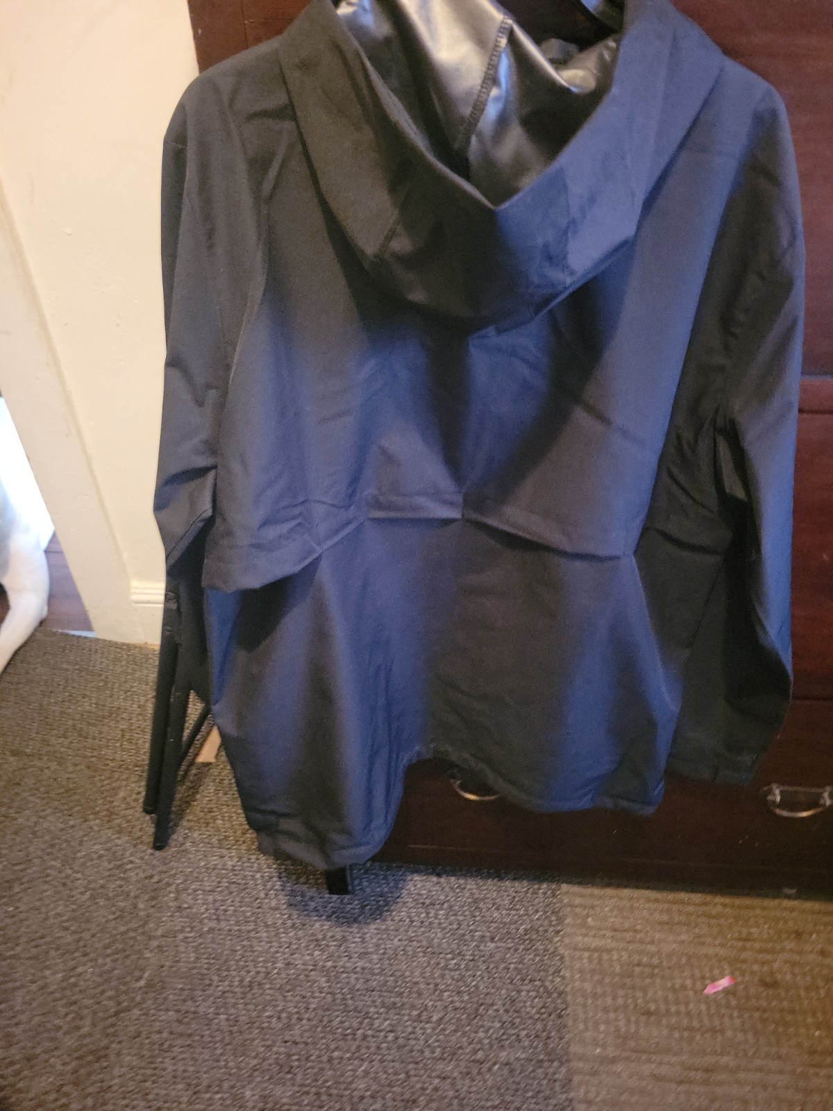 Ozark Trail Outdoor Equipment Rain Jacket Size L Black