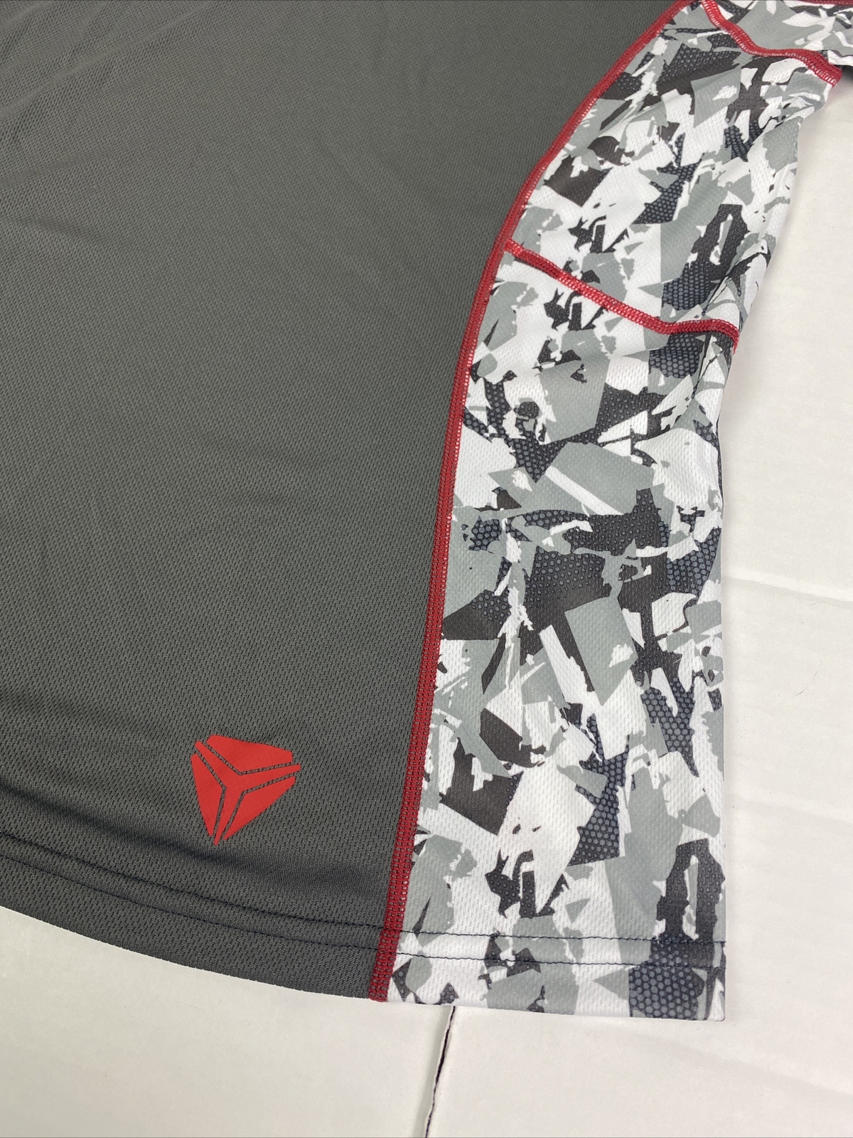 Polaris Slingshot Motorcycle Women’s Shirt Cooling Gray White Red New with Tag
