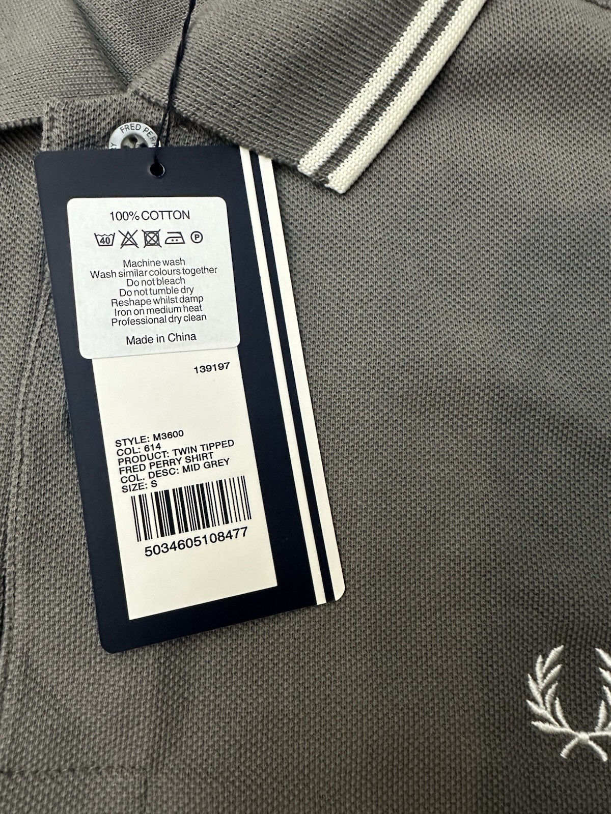 BNWT Fred Perry M3600/420 Short Sleeve Twin Tipped Polo Shirt Grey Size Small