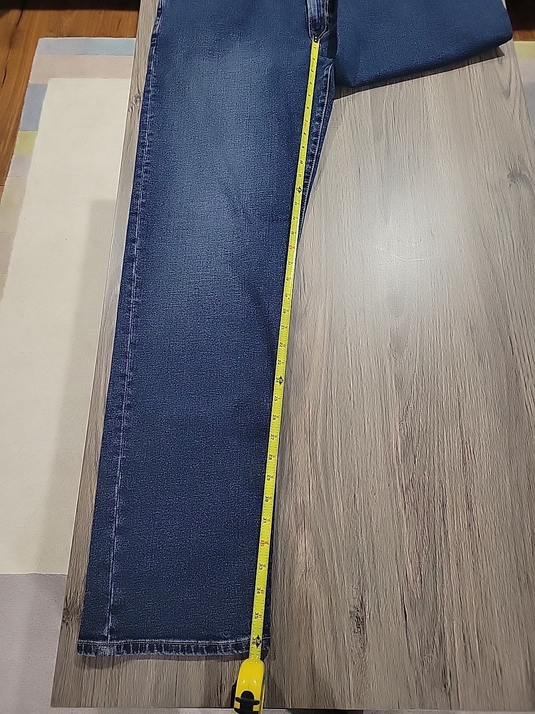 Gap Men’s Jeans. Size 36×36. Blue. Straight. 99%Cotton 1% Spandex