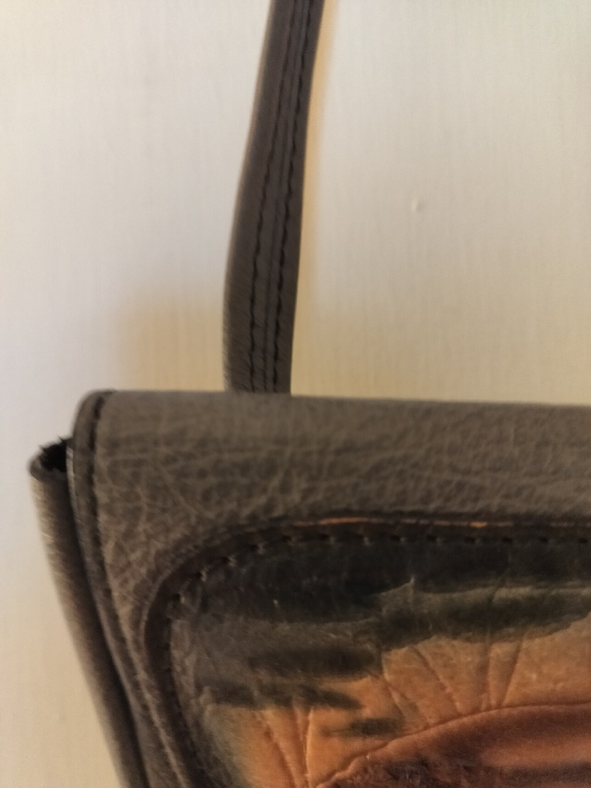 Manatee Gray Leather Mini Purse/35 In/Wear Around Neck Or Around Waist