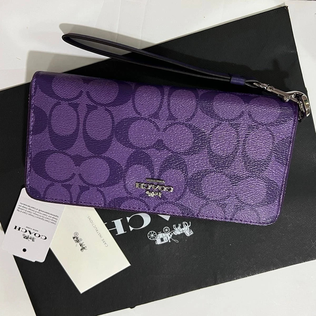 COACH Long Round Zip Wallet with Strap Purple Signature C4452 outlet With Box!!