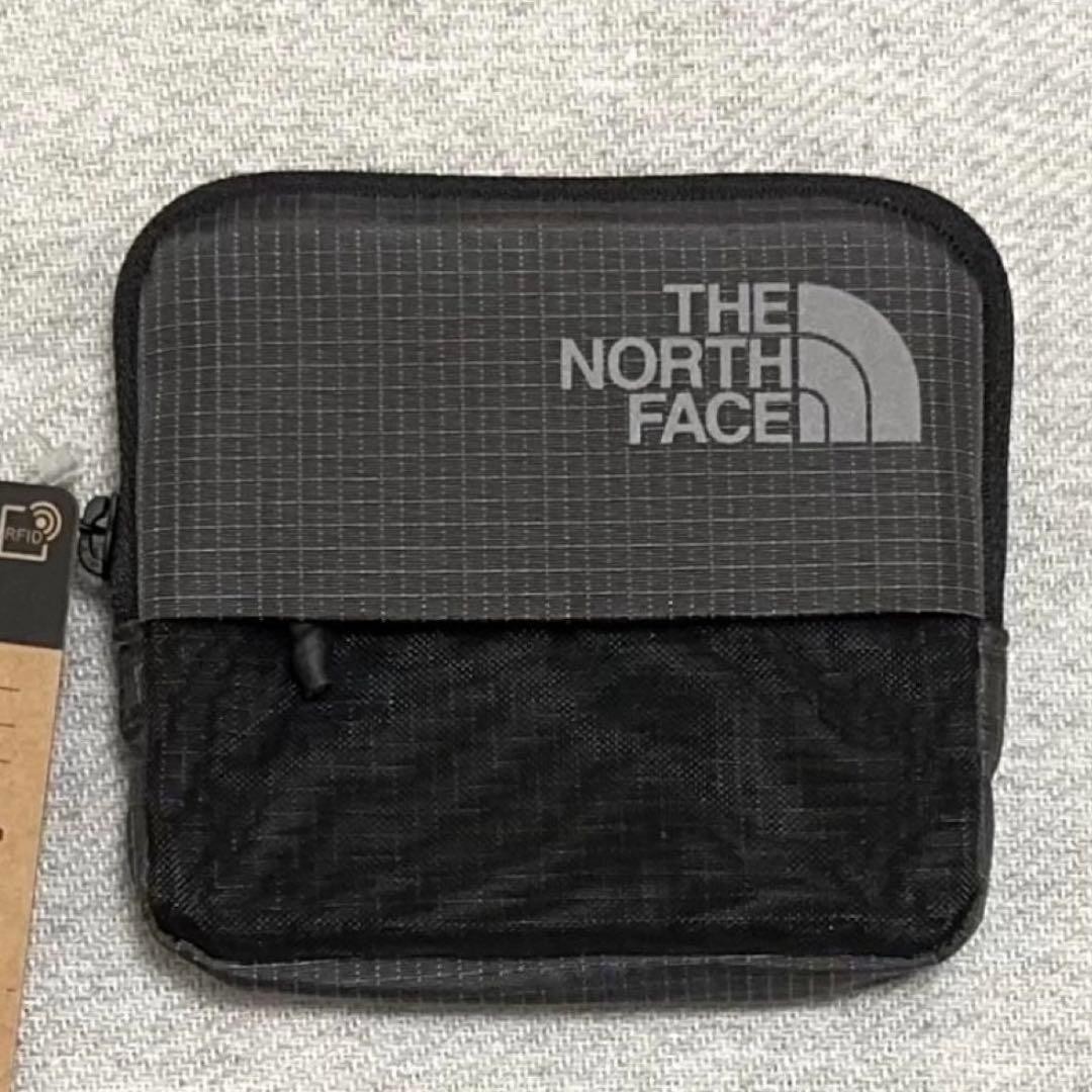 The North Face Hazy Wallet NM82460 Size 9×9.5cm Graphite Grey Japan New