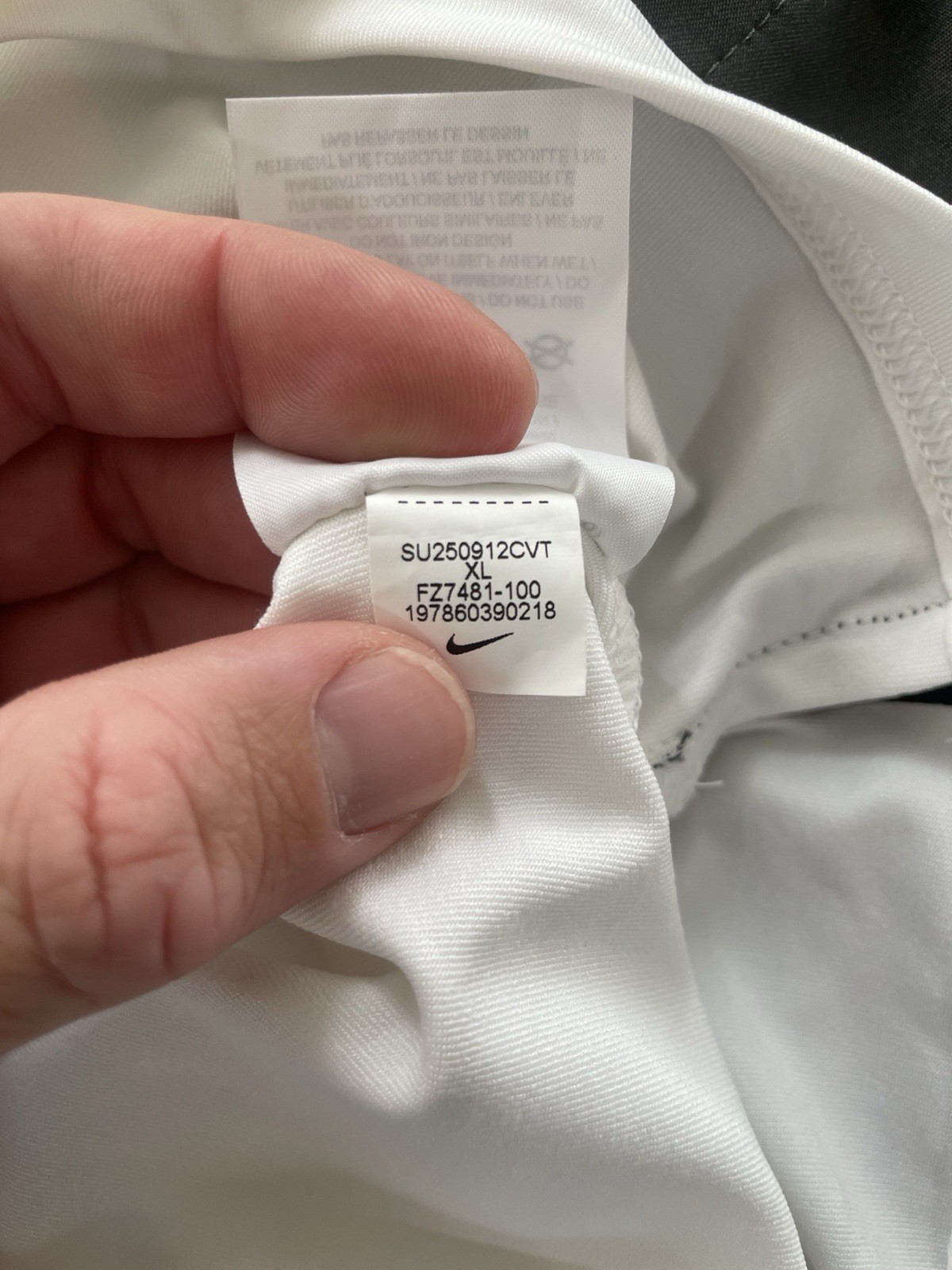 Nike Dri-FIT Men’s XL White Solid Short Sleeve Collared Polo Shirt 727481-100
