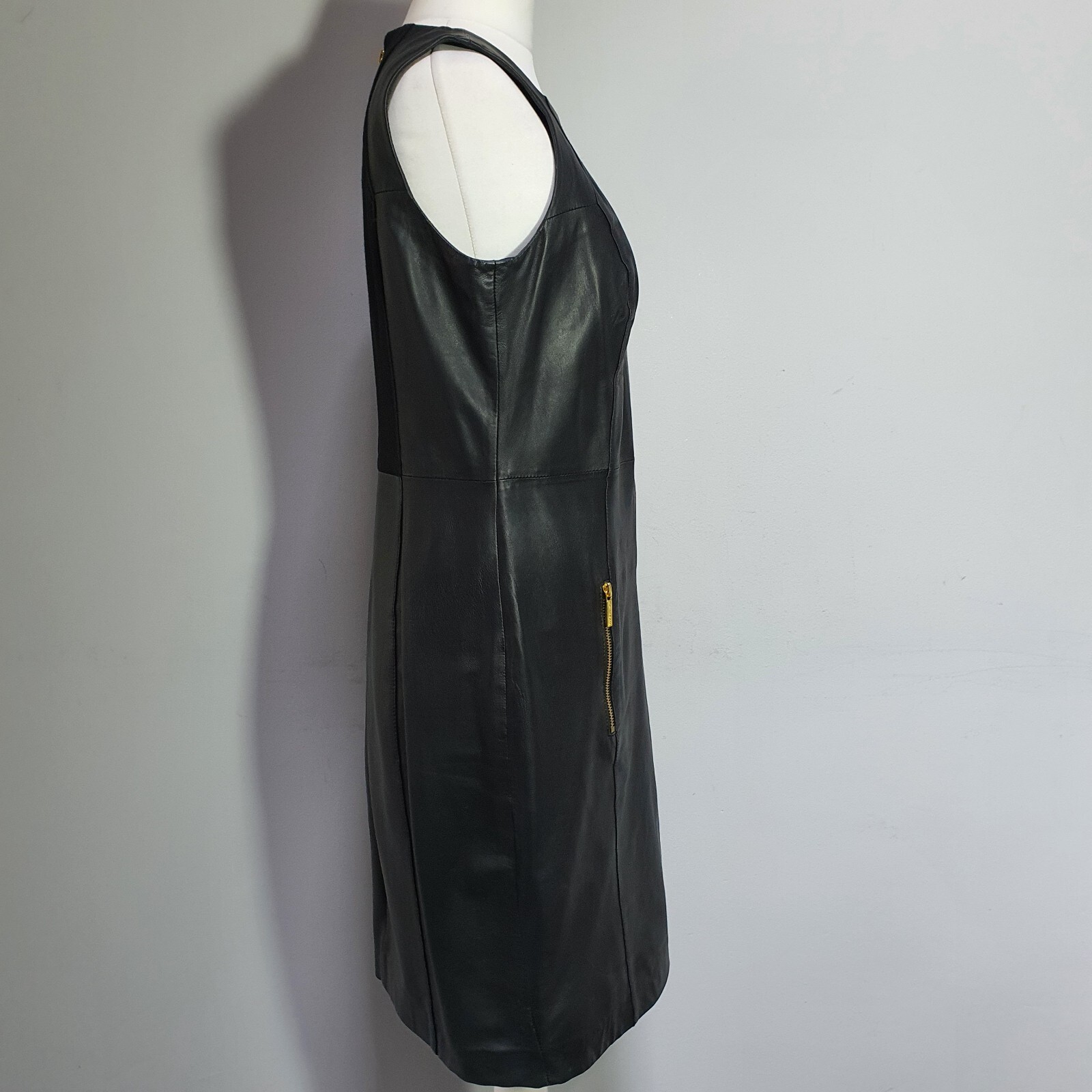 MICHAEL KORS Soft Leather Shift Dress LBD Lined Zip Pockets Size UK 8 Black