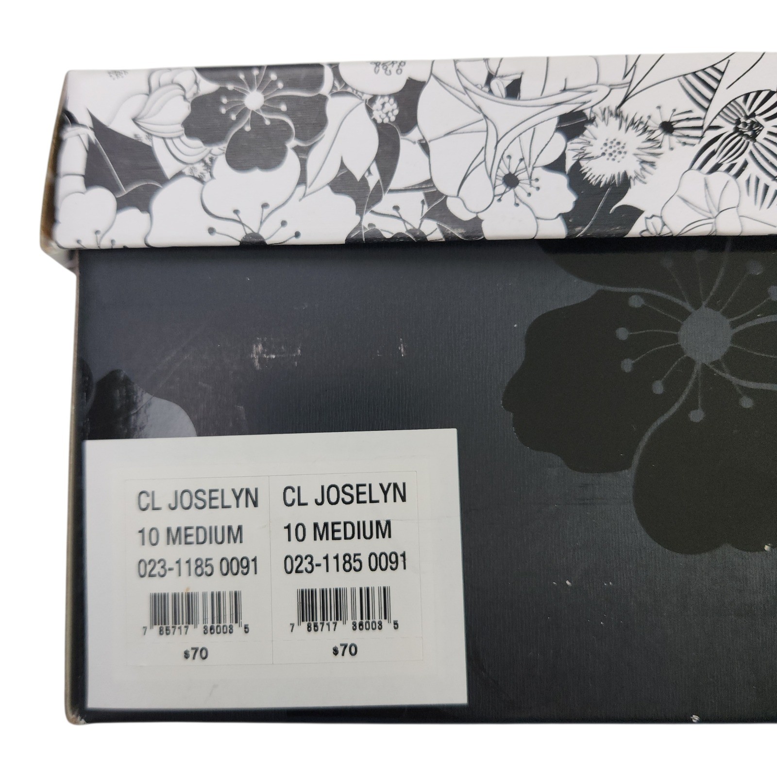 CL by Laundry Block Heel Sandals Joselyn Black Velvet Suede Size 10M Ankle Strap
