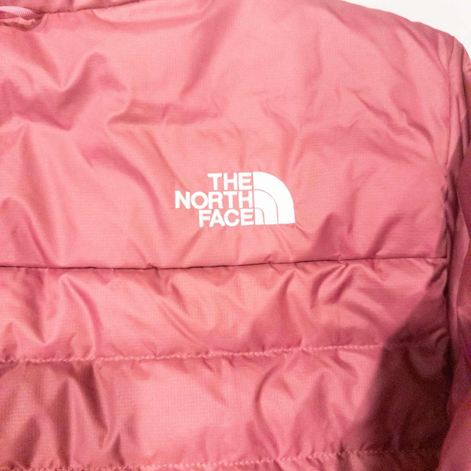 The North Face Minoqua 600 Down Puffer Jacket/ CYBER BERRY Men’s Sz Medium