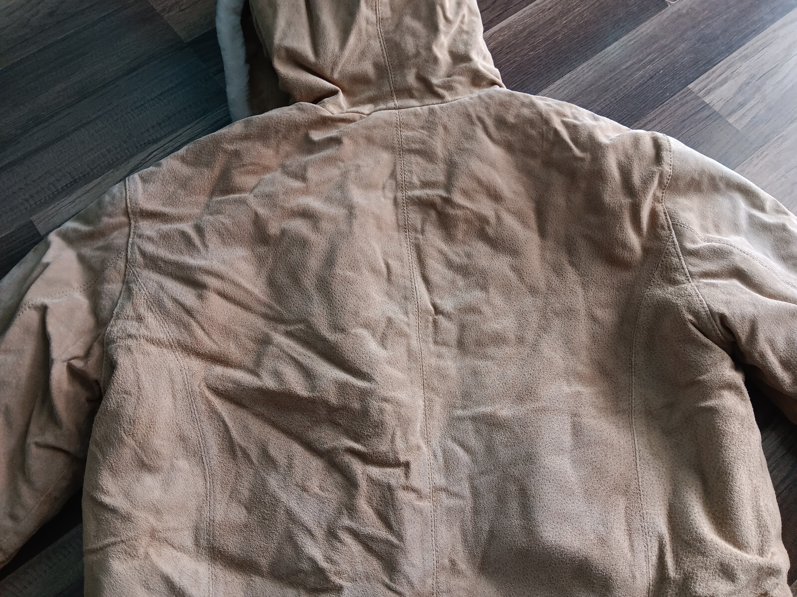 St John bay washable suede Leather Men’s size small beige faux fur lined jacket