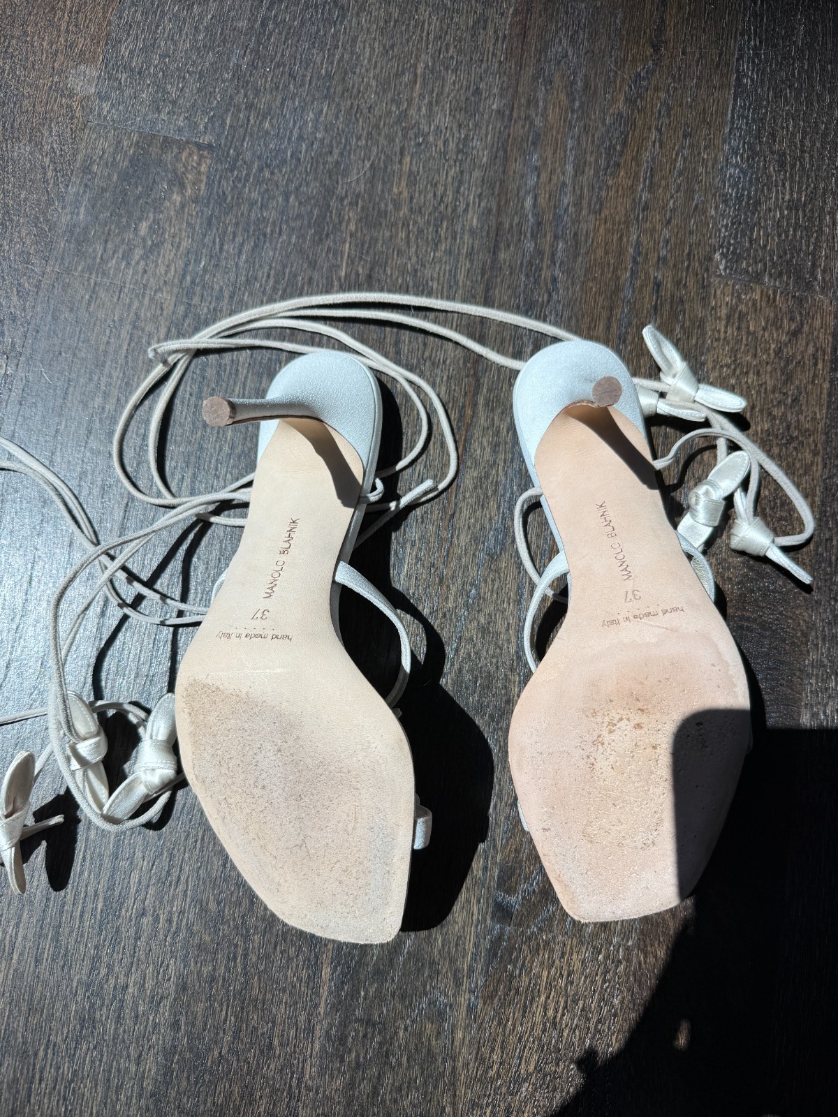 Manolo Blahnik Fiocco Mini Bow Ankle Tie Heel – 105mm, size 37