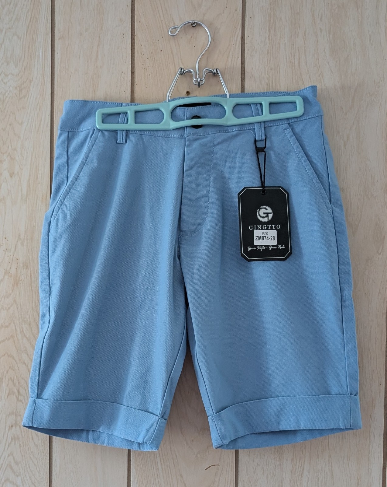 Gingtto Men’s Skinny Fit Stretch Cuffed Leg Shorts in Coastal Blue Size 28 NWT