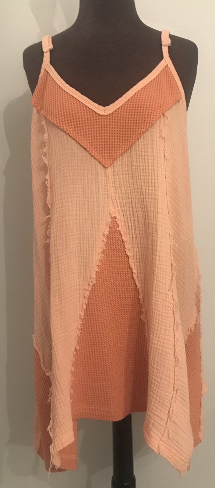 POL Women’s Sleeveless Top LARGE Peach Muslin Waffle Inserts Flair Boho Hippie