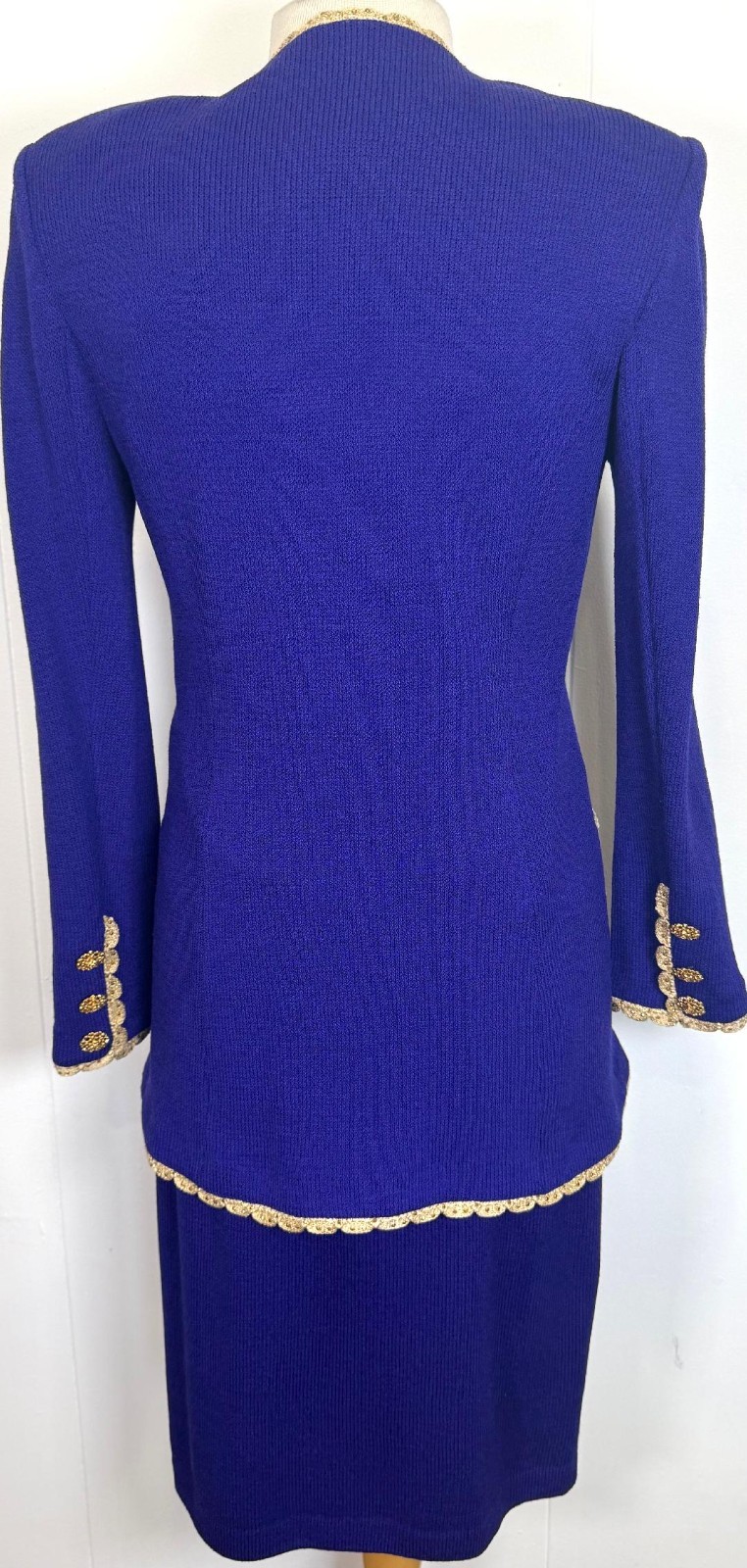 ST.JOHN EVENING 3 PIECE JACKET SKIRT SHELL PURPLE GOLD PAILLETTES SIZE 8 10