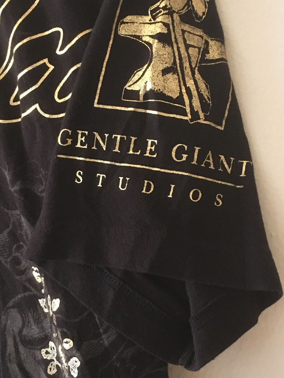 Gentle Giant Studios Stan Lee ‘LEGEND’ Men’s L T-Shirt Black/Gold – BRAND NEW OG