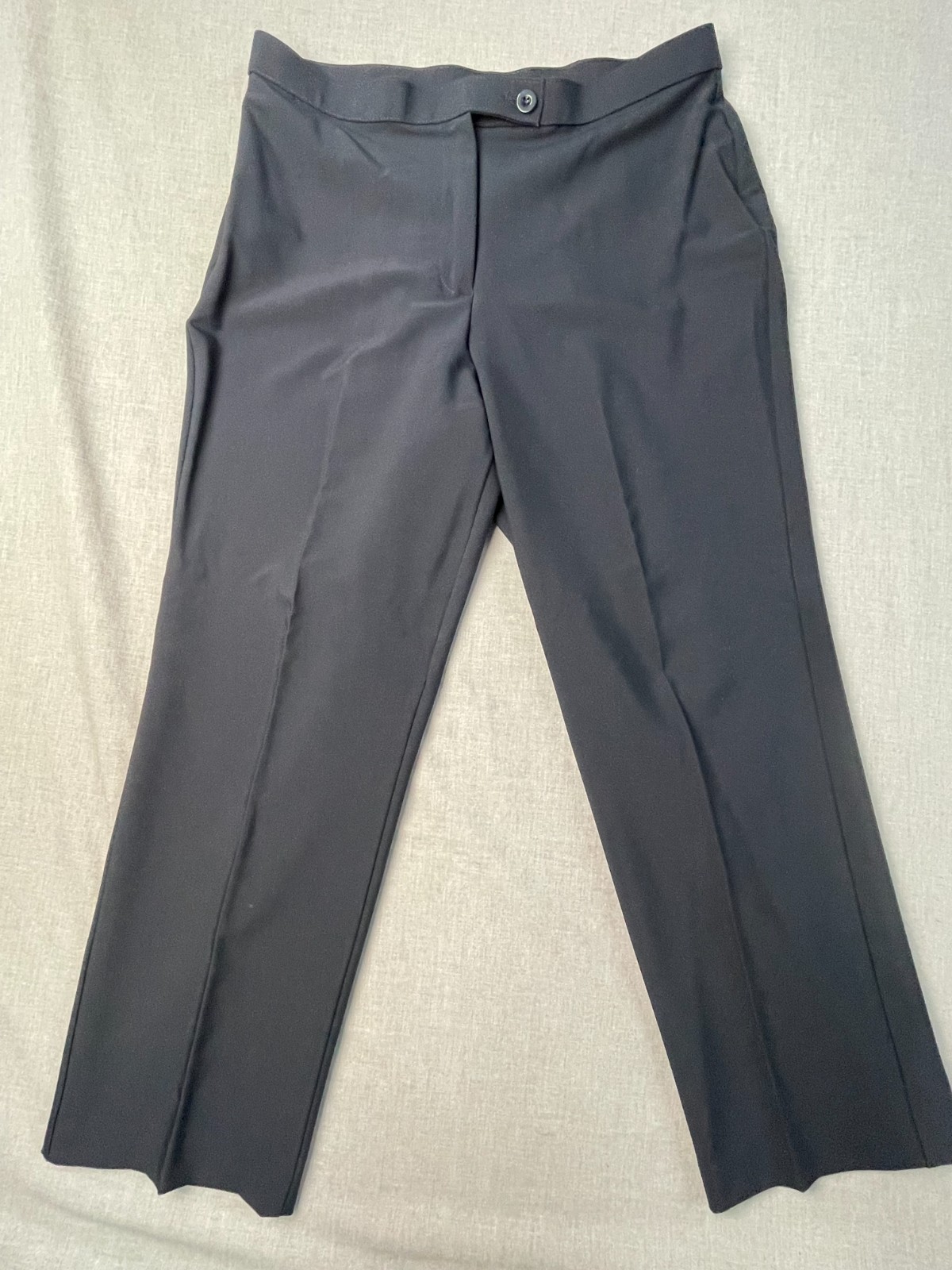 Kim Rpgers Women’s Navy 14 Short Button Casual Formal Trousers Dress Pants Used
