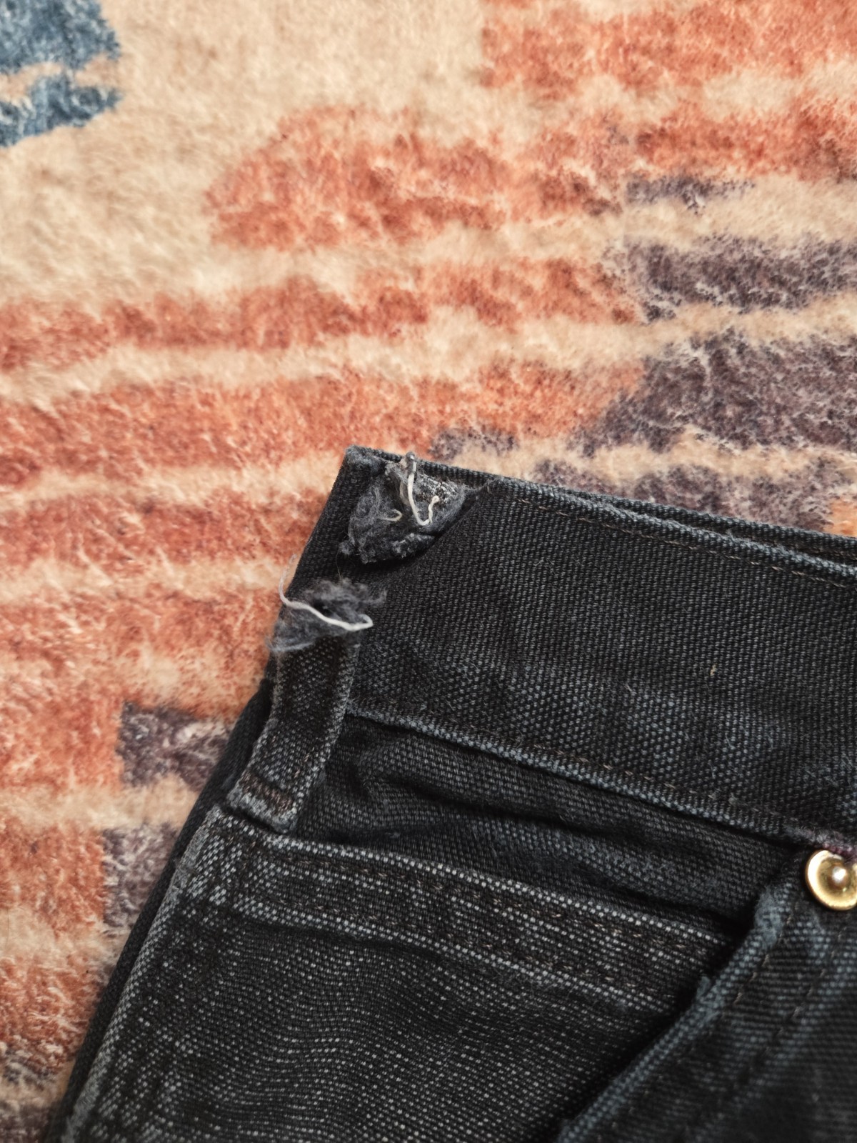 CARHARTT CARPENTER DOUBLE KNEE BLACK PANTS. 30×34. Distressed. B01.