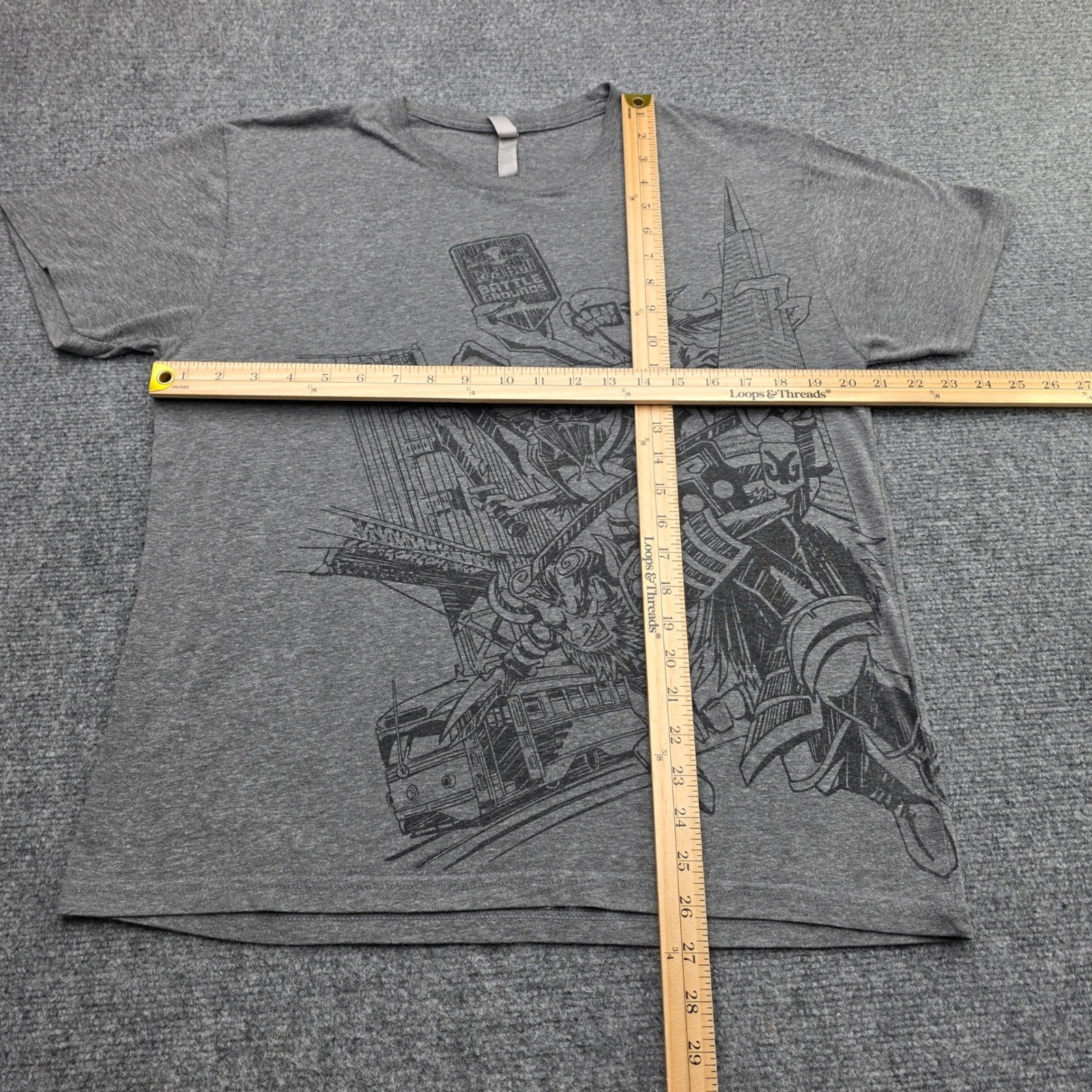 Men’s Large Red Bull Battle Grounds SF Streetcar Graphic T-Shirt Heather Grey