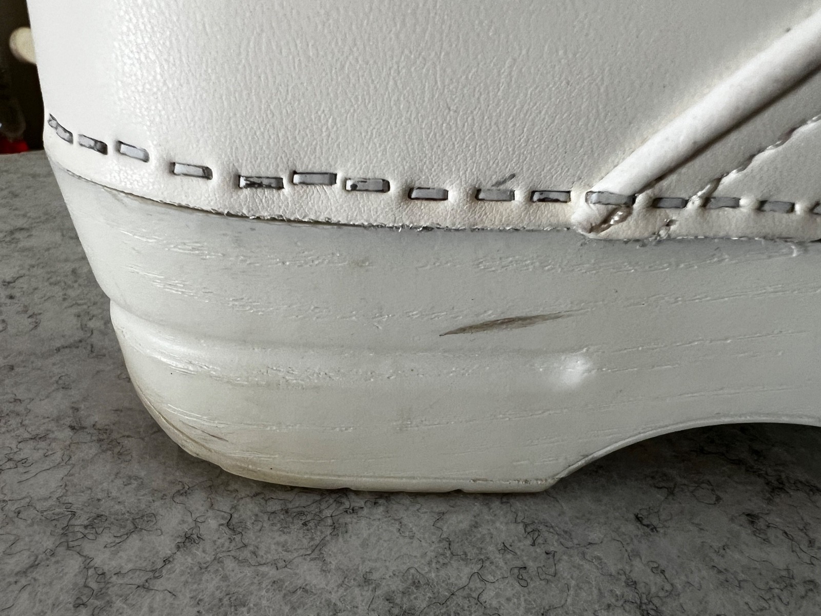 Dansko LT Pro Women’s Size 40/9-9.5 White Classic Leather Slip On Clogs Shoes