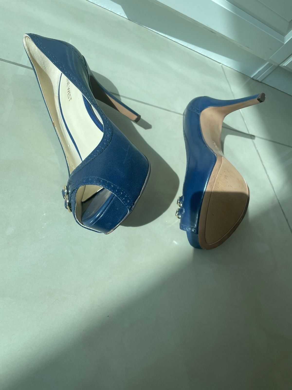 Nine West Navy Blue Heels Size 10M Elegant Peep Toe Pumps