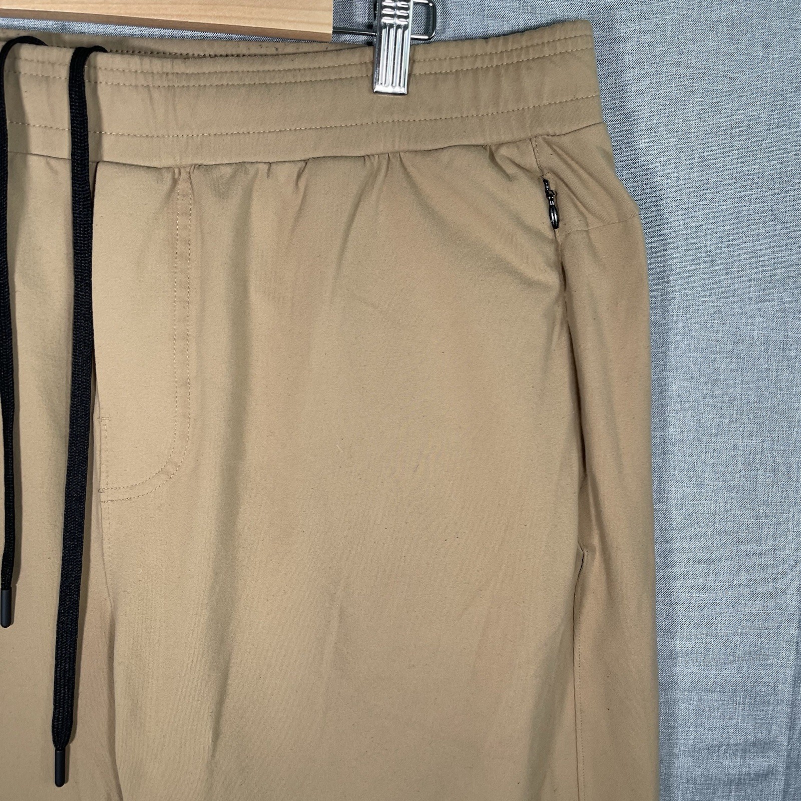 Public Rec Gamechanger All Day Every Day Pants Men 40×28 Beige Gym Travel Pocket