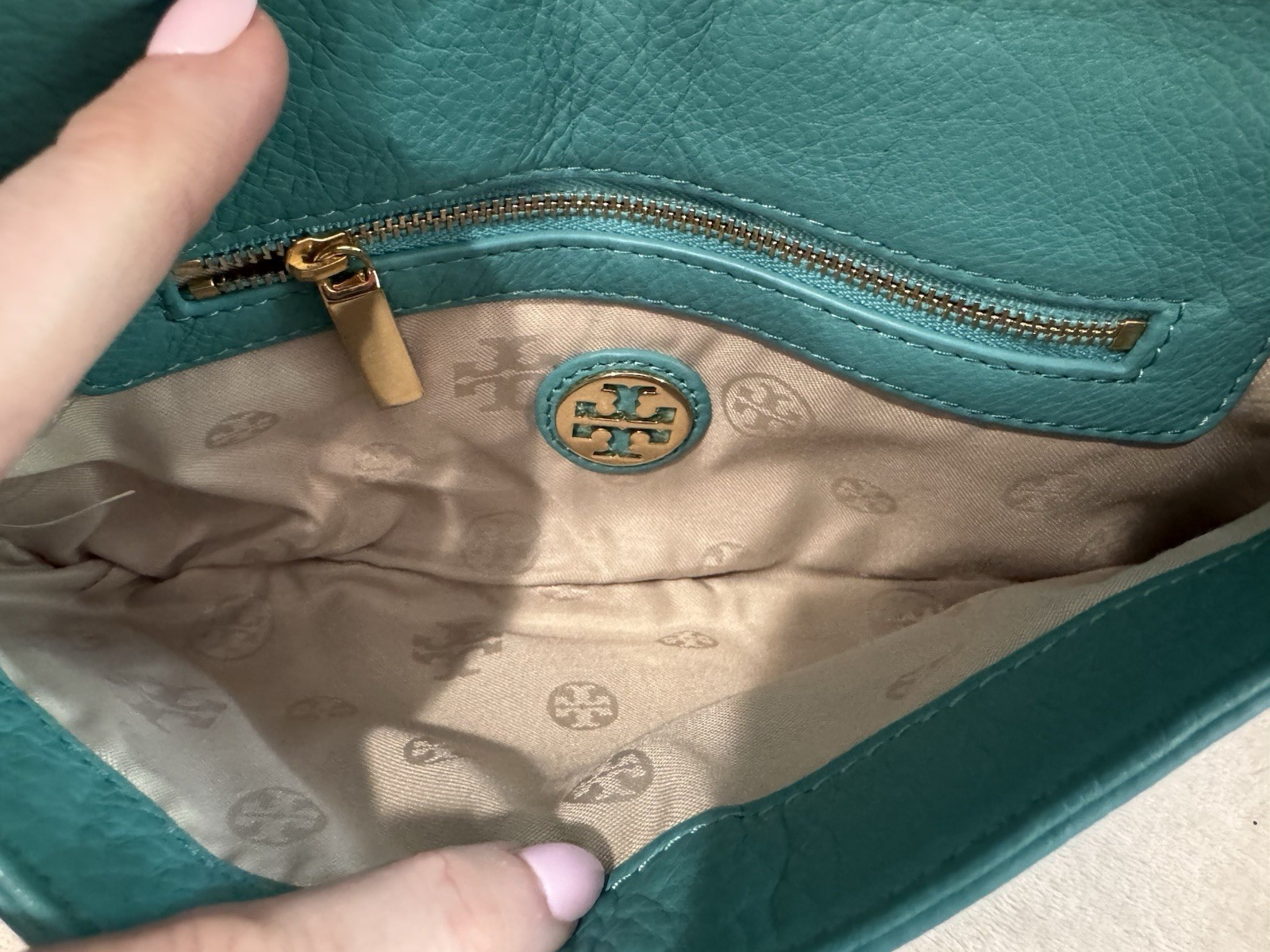 Tory Burch Teal Amanda Crossbody Gold Chain Strap Logo Flap Magnetic Closure