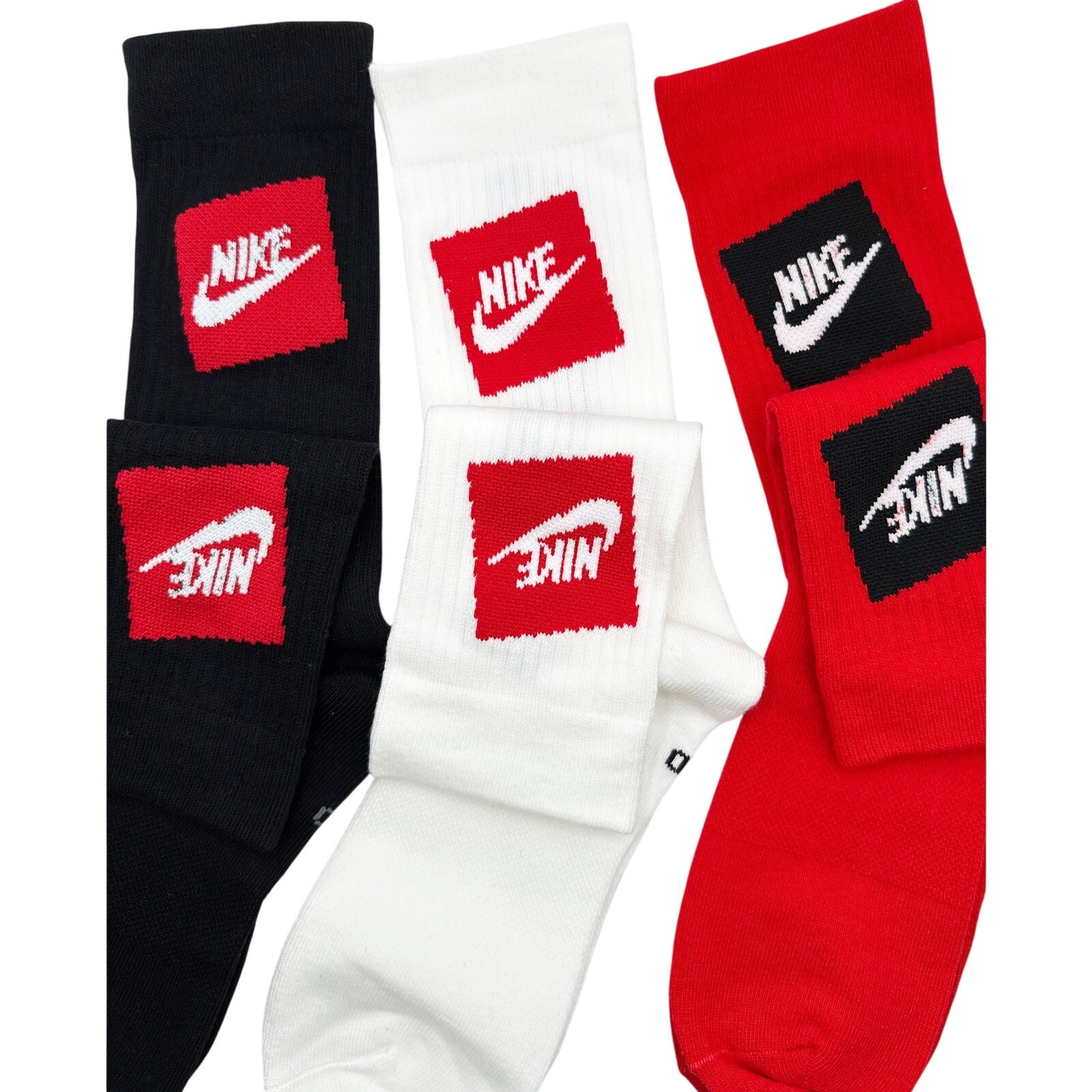 3 Pairs NWOT NIKE Everyday Cotton Crew Socks Dri Fit Size Medium