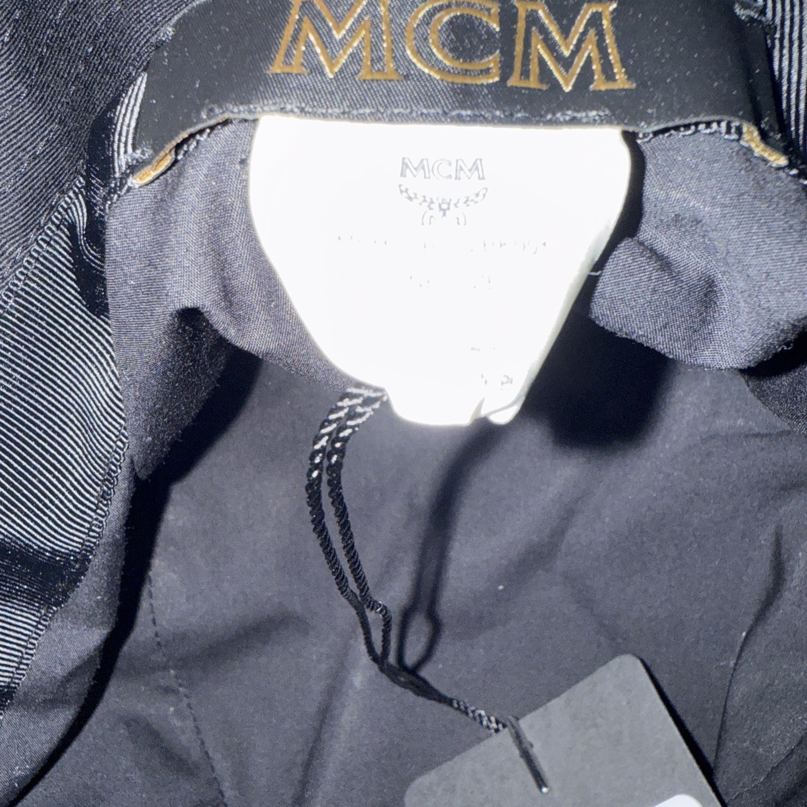 MCM Essential Applique Cotton Black/ White Bucket Hat /Cap Sz 22 in/56cm NEW NWT
