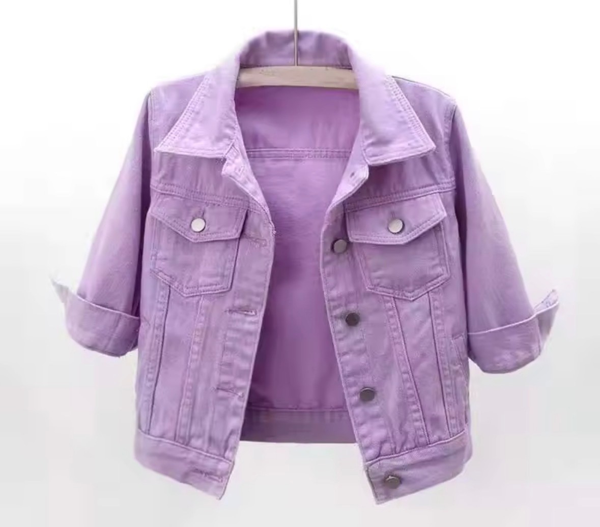 Short women’s denim jacket