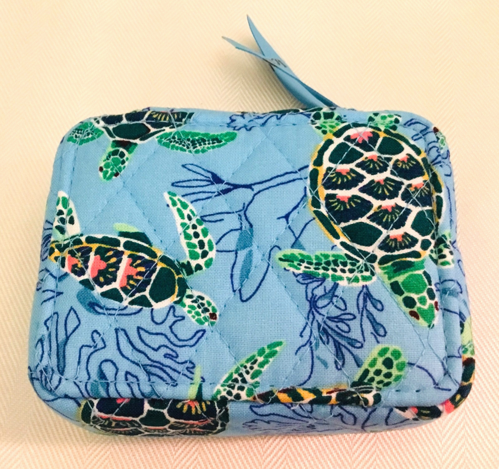 Vera Bradley ~ “Sea Turtles and Coral” ~ Travel Pill Organizer Case ~ NWT