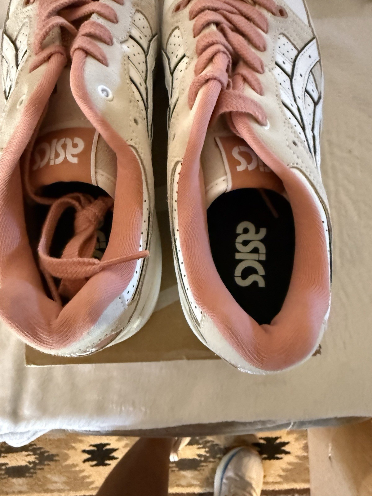 ASICS EX89 Omakase Pack Cream/White/Pink Low Top Lace-Up Suede 1201A963-100