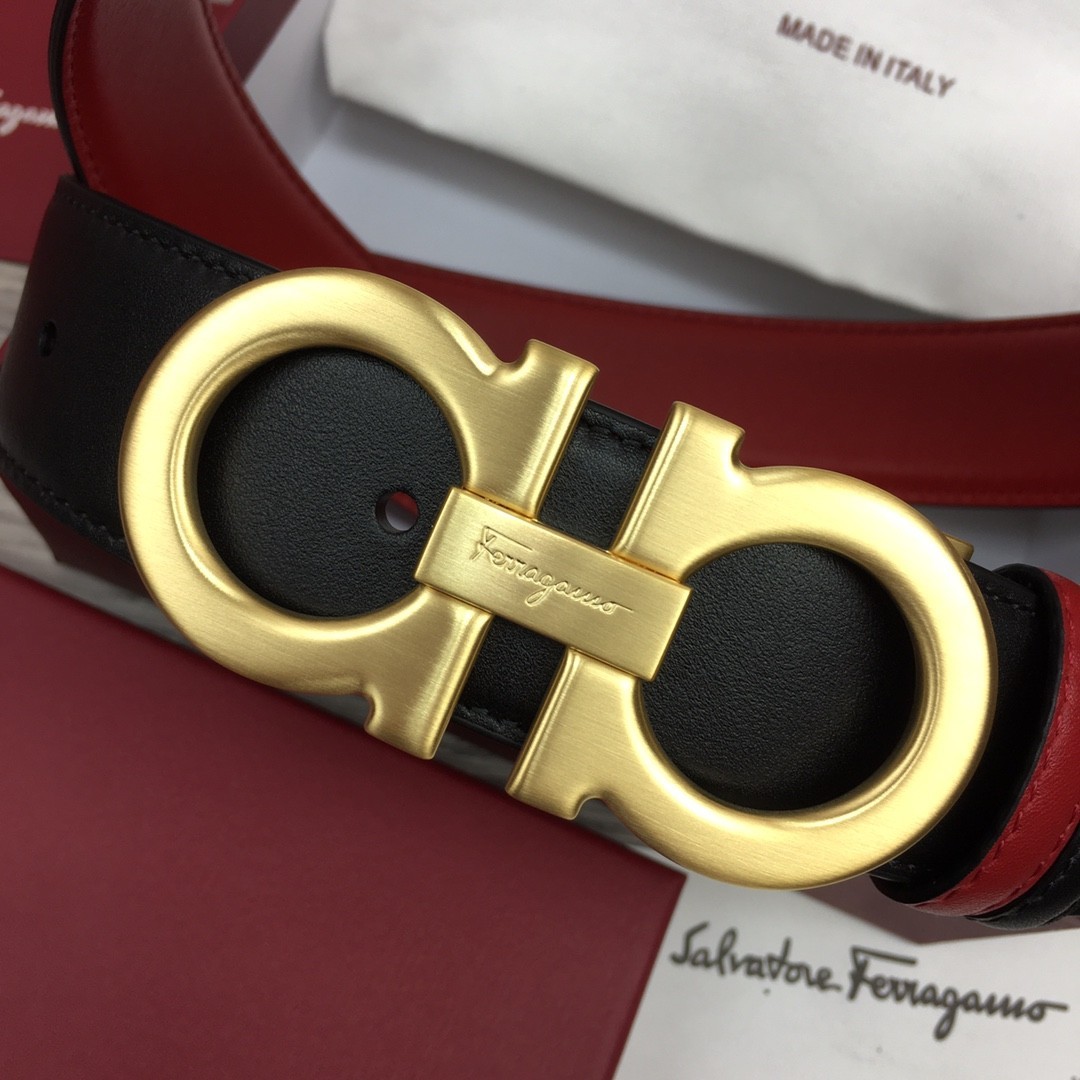 Ferragamo Handcrafted Italian leather belt Gold Buckle
