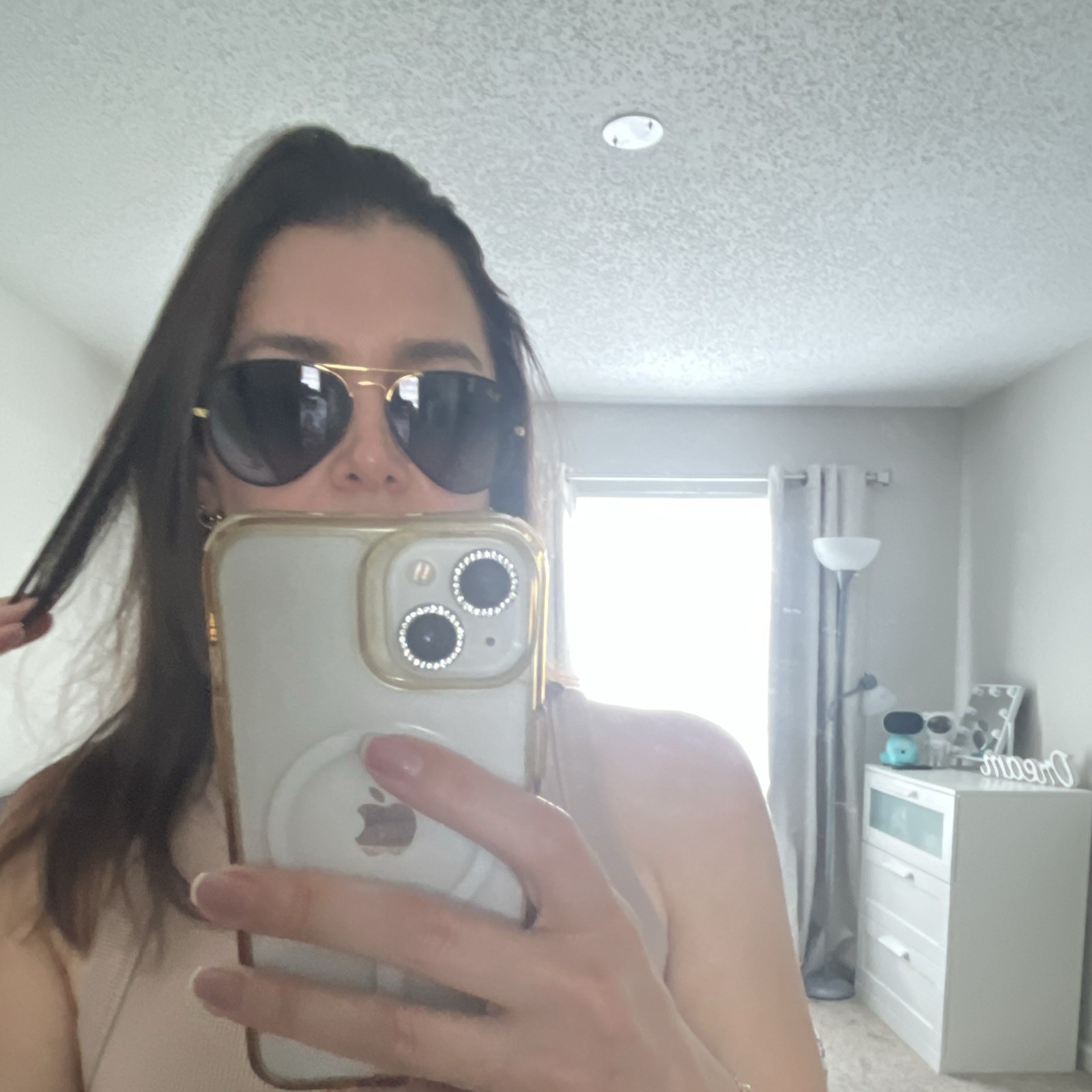 Ray-Ban Aviator Women’s Sunglasses Gold Metal Frame Black Gradient Glass Lens