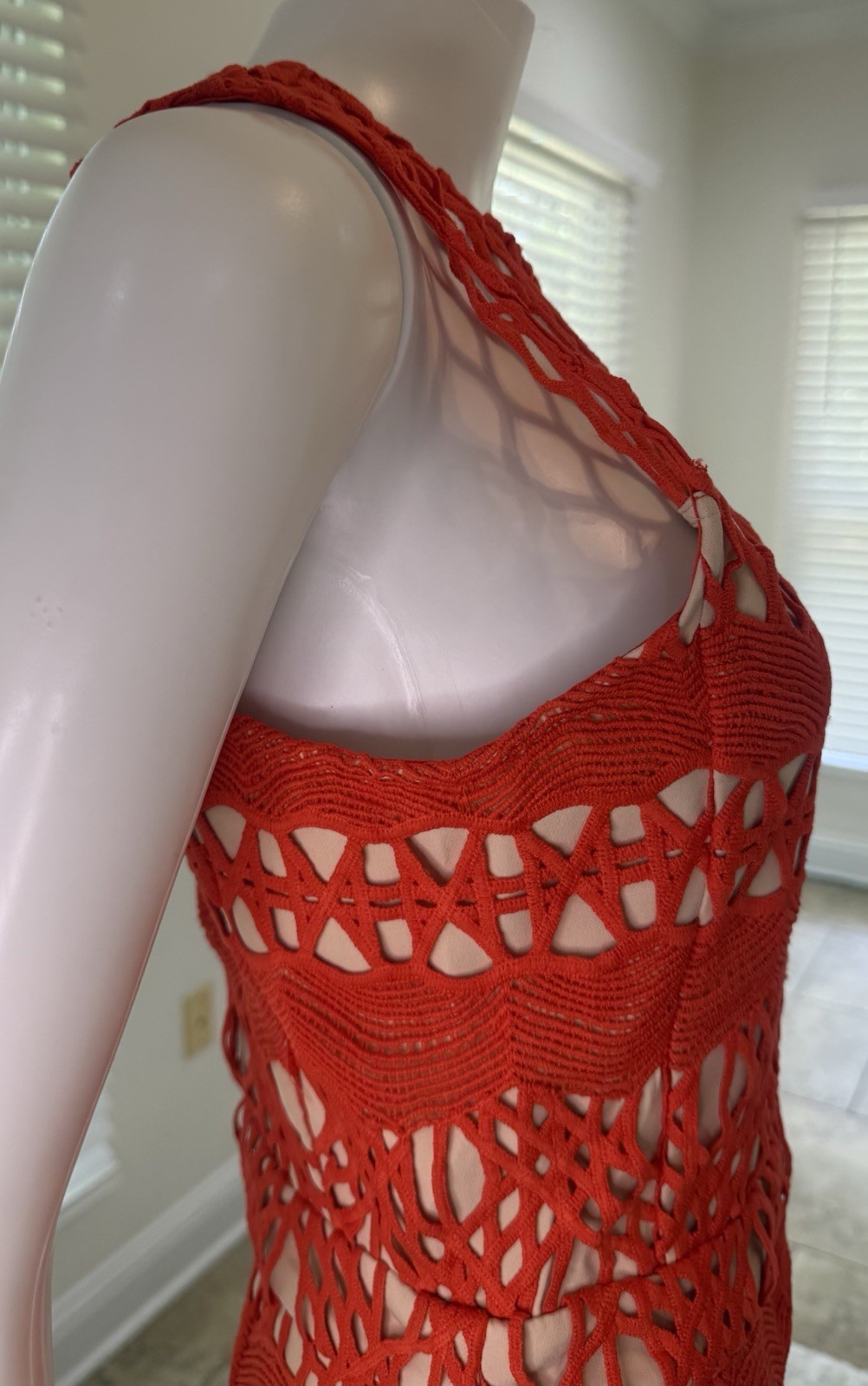 Endless Rose Women’s Guipure Lace Bodycon Dress in Orangish-Red/ Chili Size M