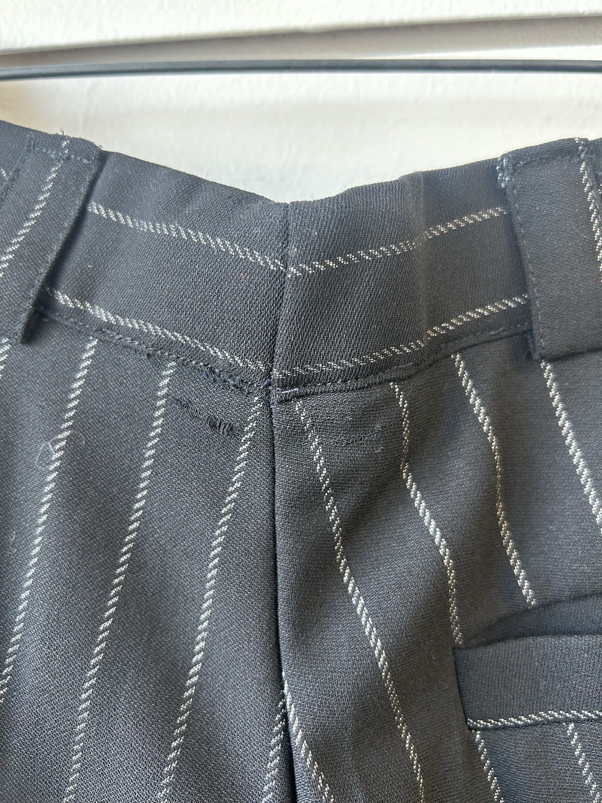Men’s Pinstriped Vintage Versace Classic V2 2 Piece Suit