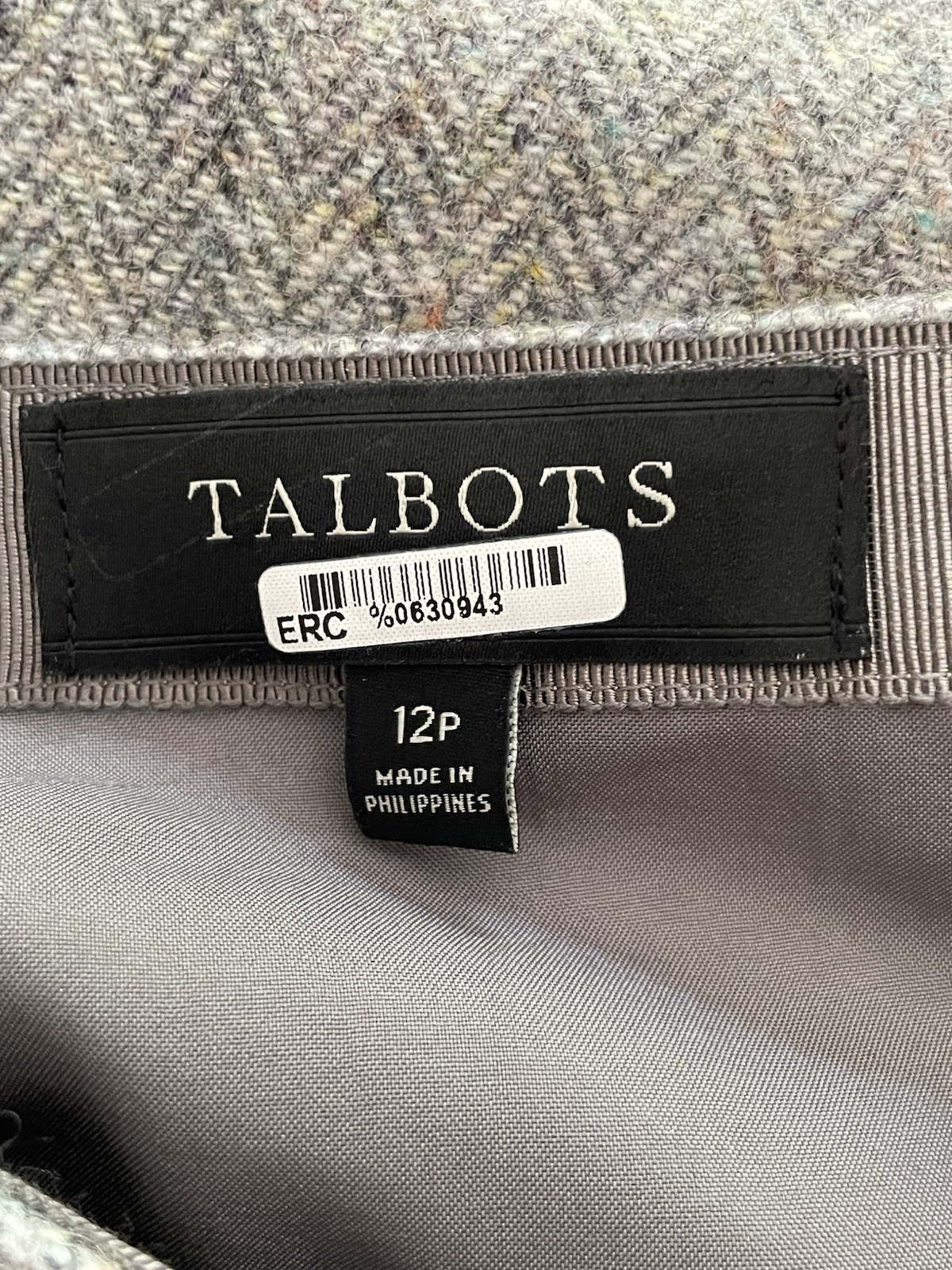 Talbots 12P Gray Herringbone Wool Viscose Blend Scalloped Hem Pockets Skirt