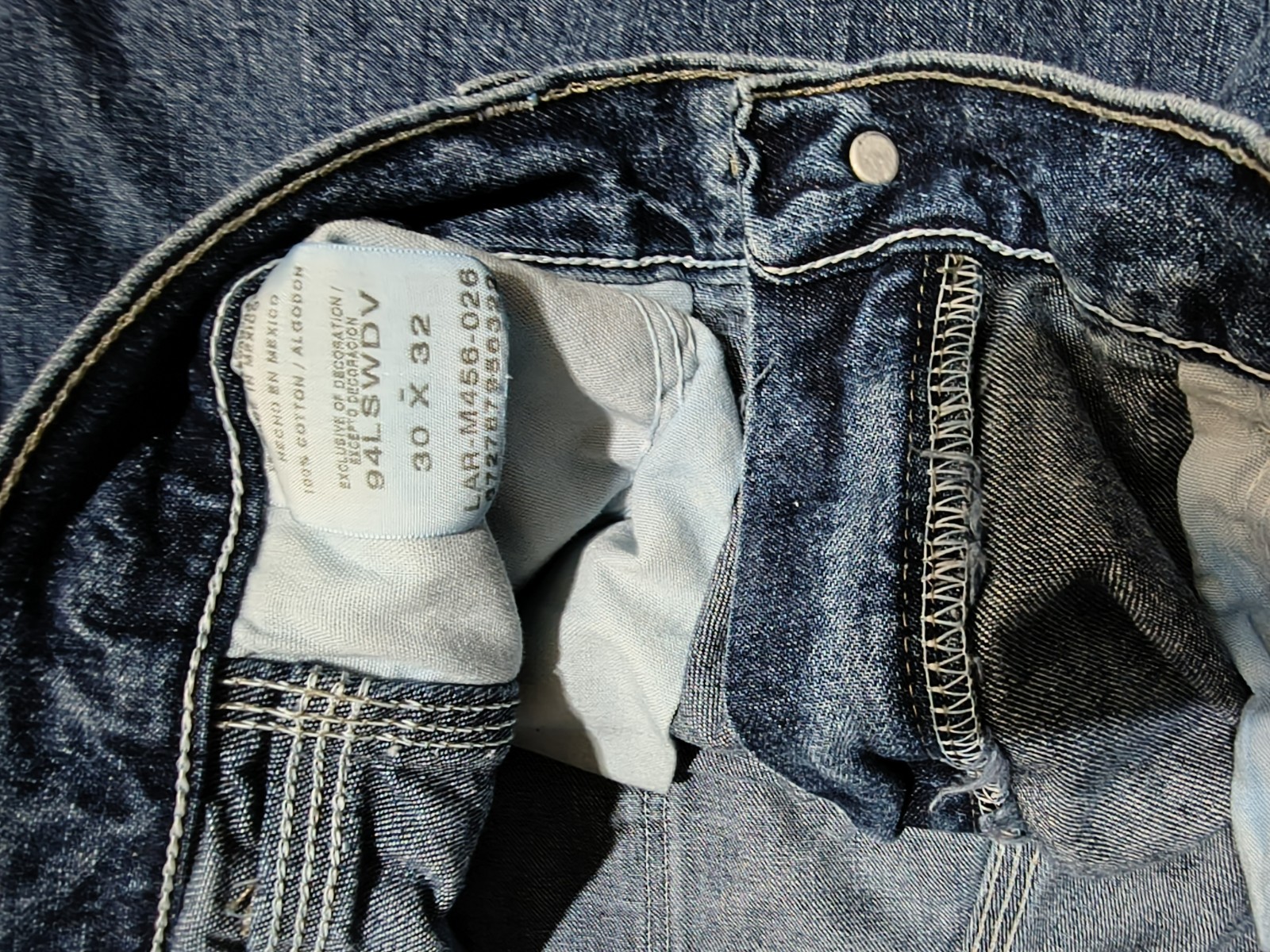 Wrangler Authentic Workwear Carpenter Denim Jeans Mens Size 30×32 Blue Wash