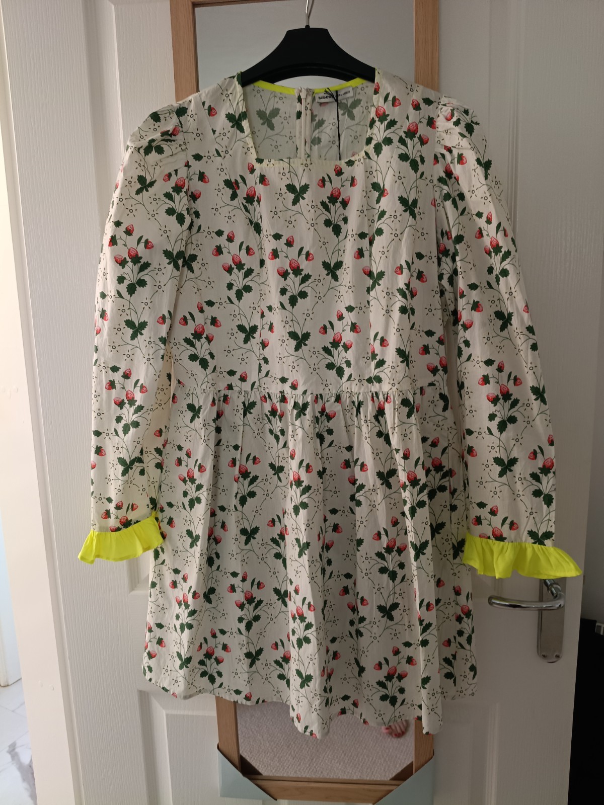Batsheva X Laura Ashley Strawberry Print Dress Size 16 Fits 14 Bnwt