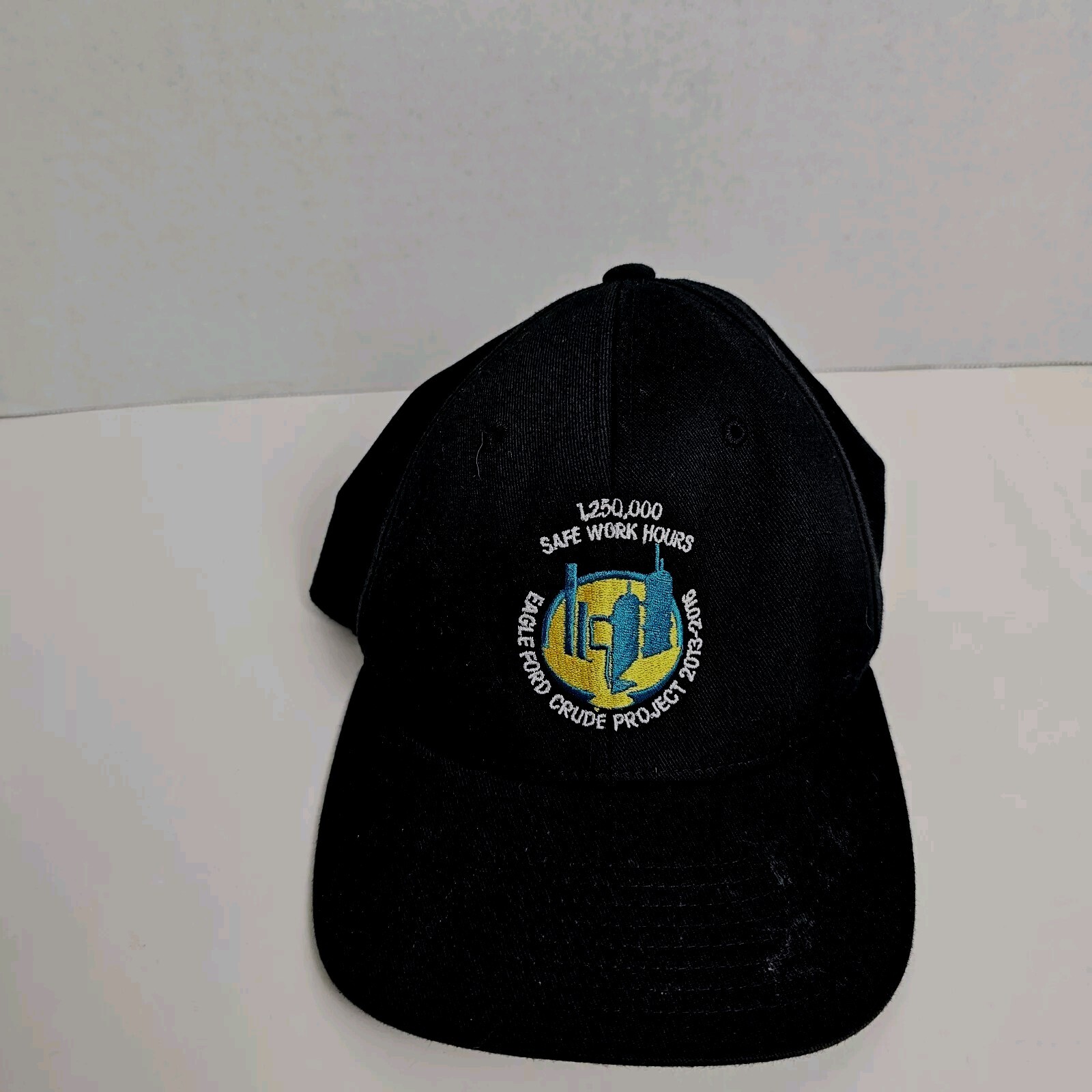 1,250,000 SAFE WORK HOURS Eagle Ford Crude Project 2013-2016 Vintage Hat S/M