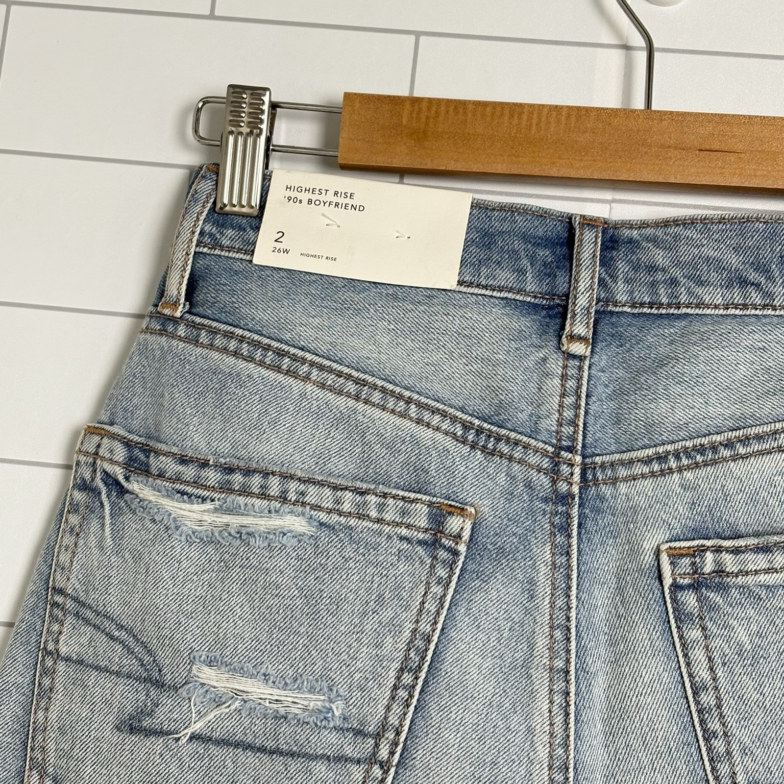 NWT American Eagle Highest Rise 90s Boyfriend Jean Shorts Size 2 26W Destroyed