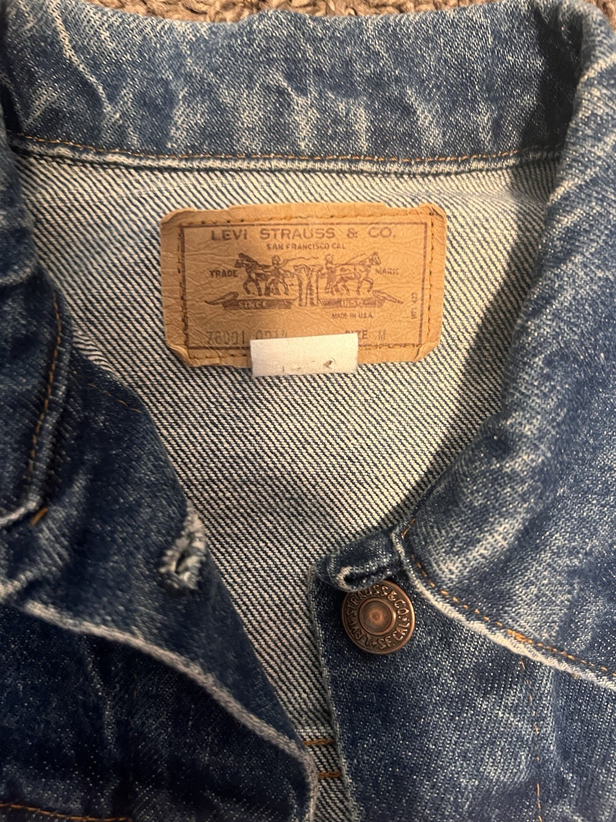 70s/80s Levi’s Vintage Orange Tab Cropped Denim Jacket Women’s Size Small