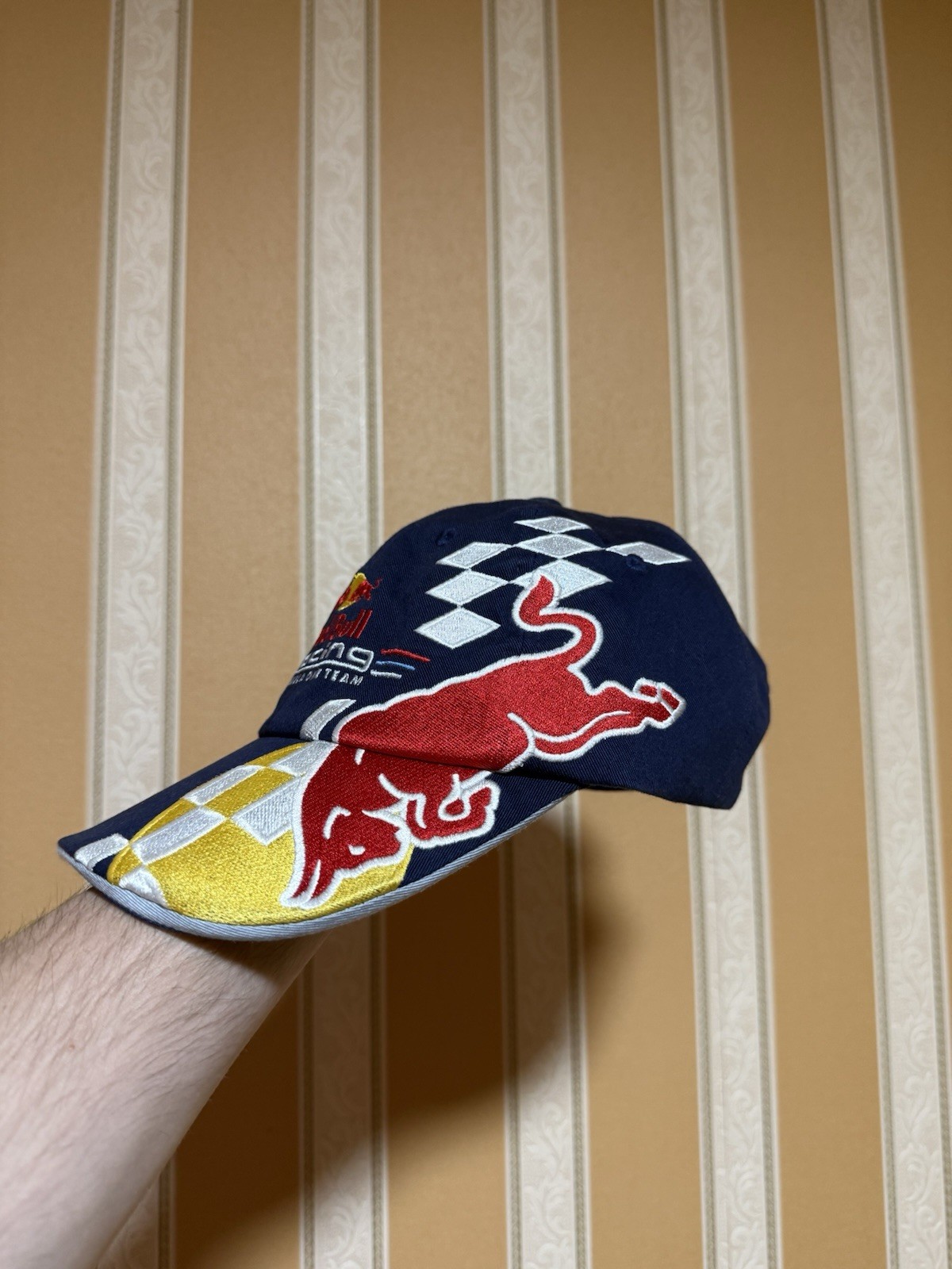 Red Bull Racing Renault Formula One Team Cap Hat One Size Retro 2010