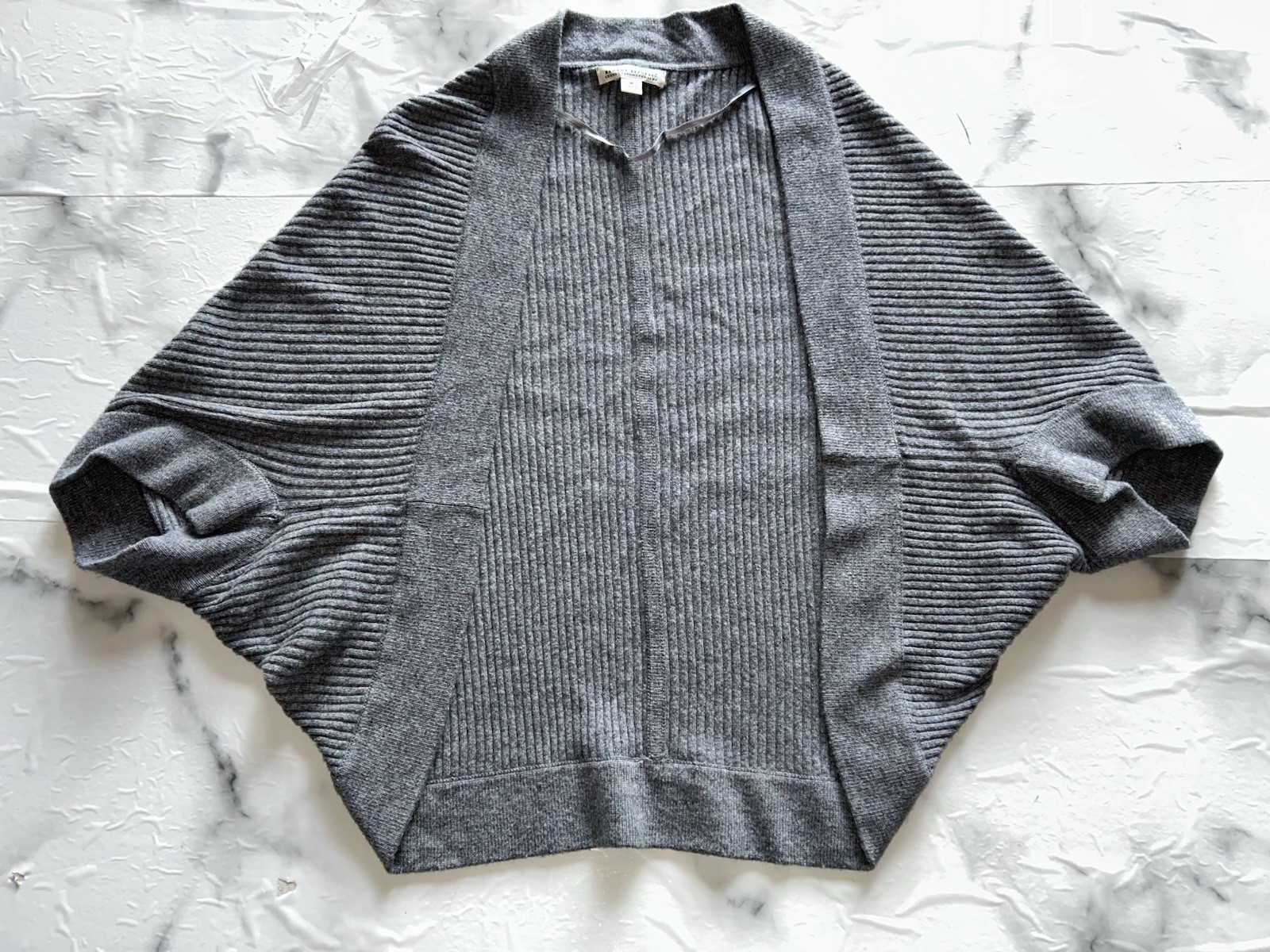 Banana Republic Cardigan Women’s Medium Gray Open Batwing Sleeves Boho Preppy