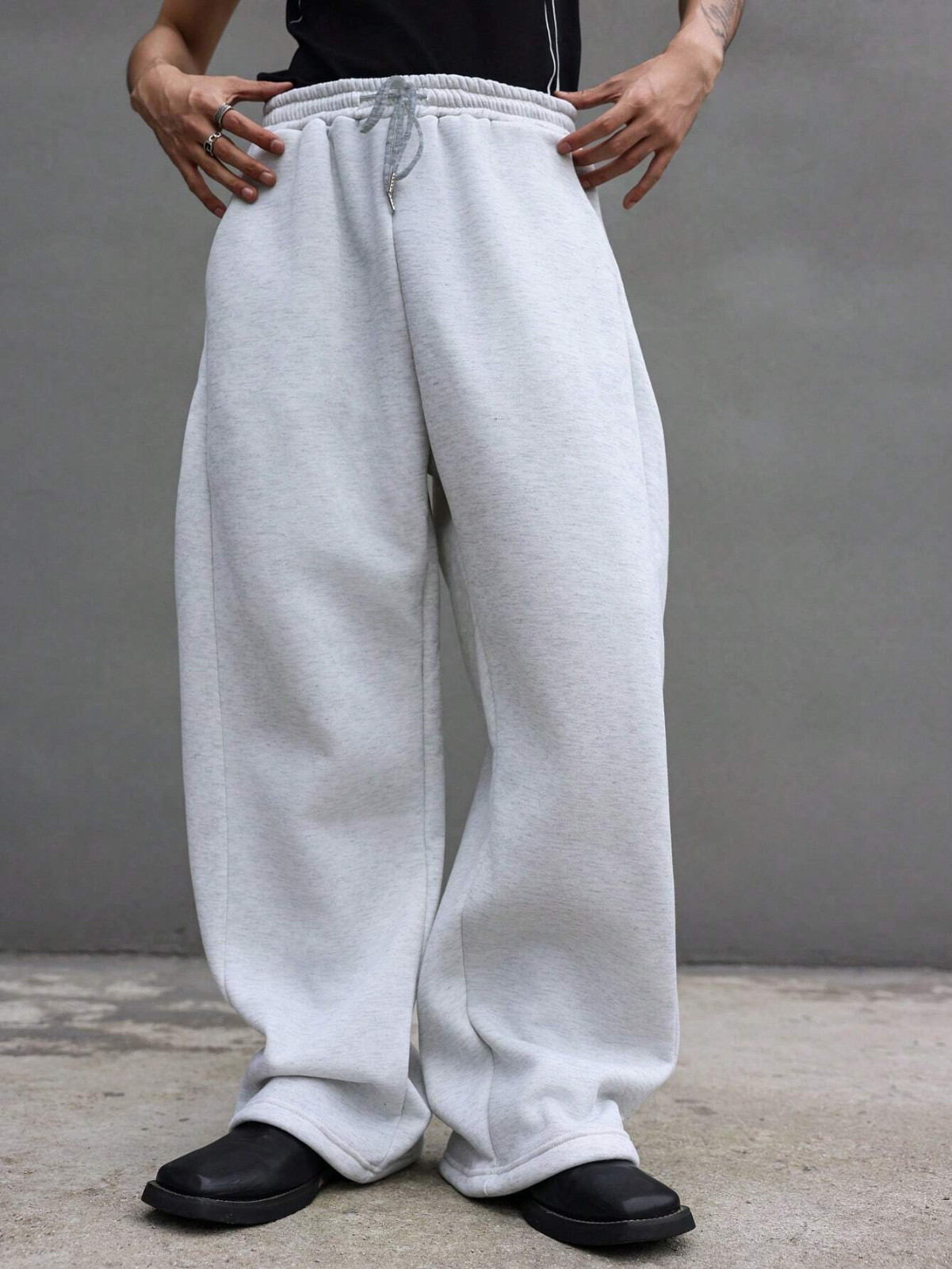 Manfinity Men’s Loose Fit Drawstring Sweatpants – Wide Leg, Baggy, Perfect Gift