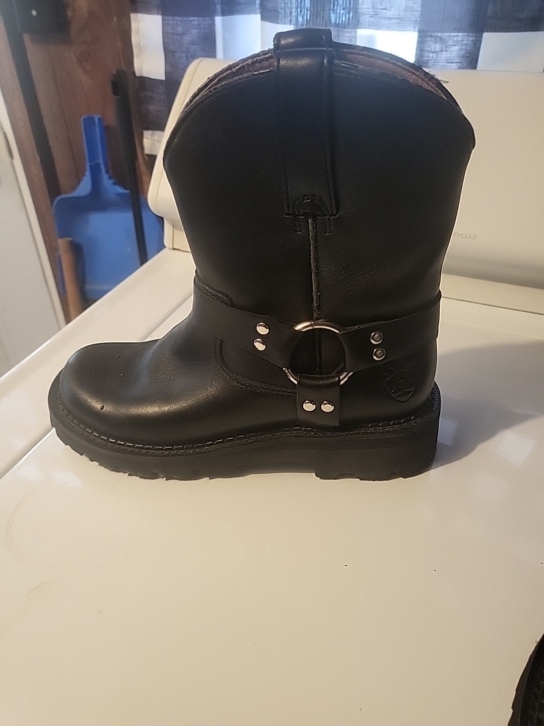 Ariat Boots 6B