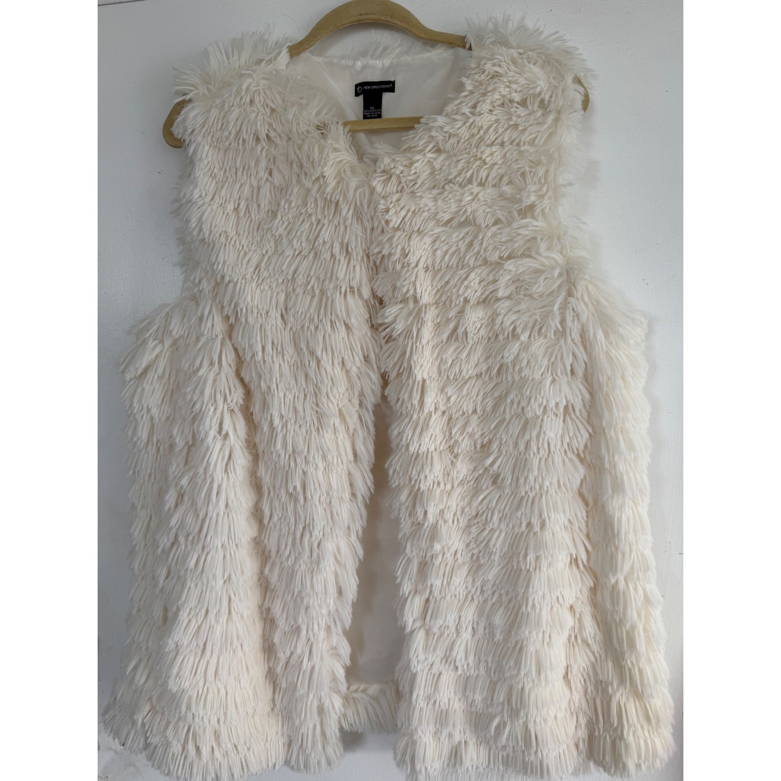 New Directions Womens XL Ivory Faux Fur Shaggy Fringe Vest Hook Eye Closure