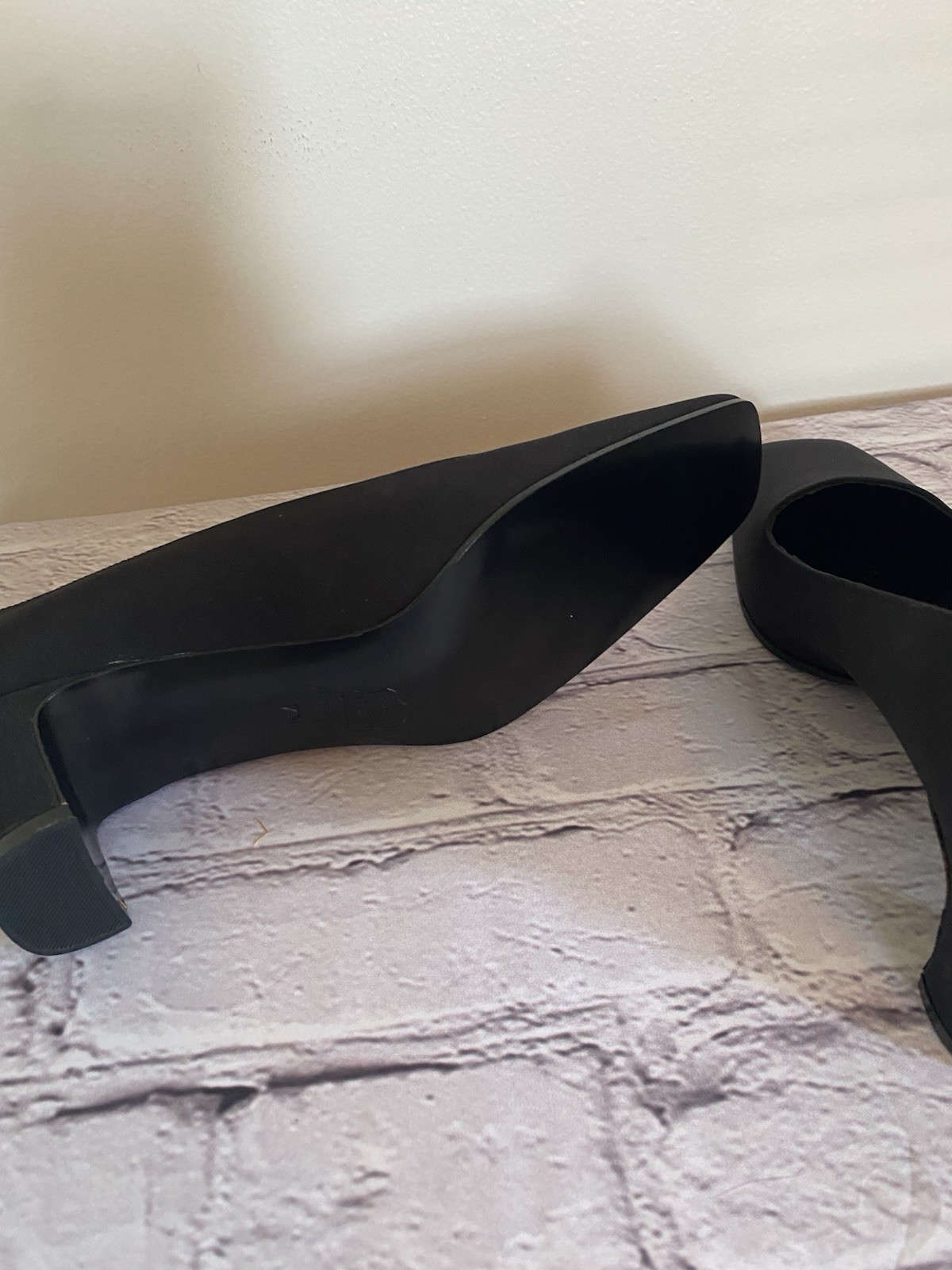 Talbots Women’s Black Silk Fabric Block Pumps NEW Size 7