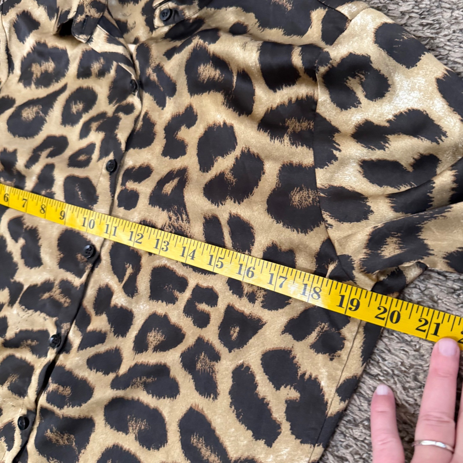 Forever 21 Leopard Print Button Down Shirt Dress Women’s Size Medium