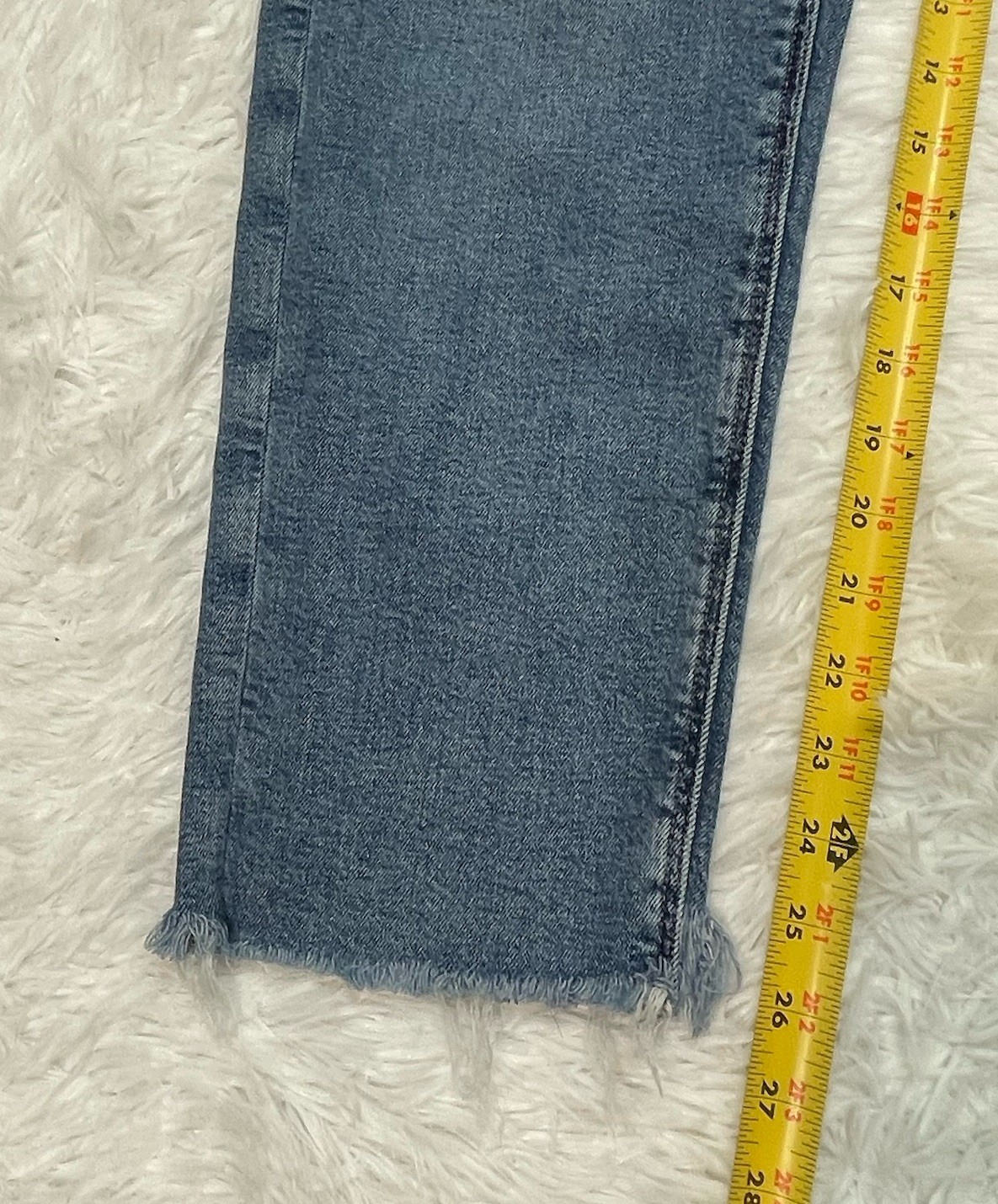 American Eagle 90s Straight Leg Crop Jeans Women’s Size 2 Long Blue Denim Loose